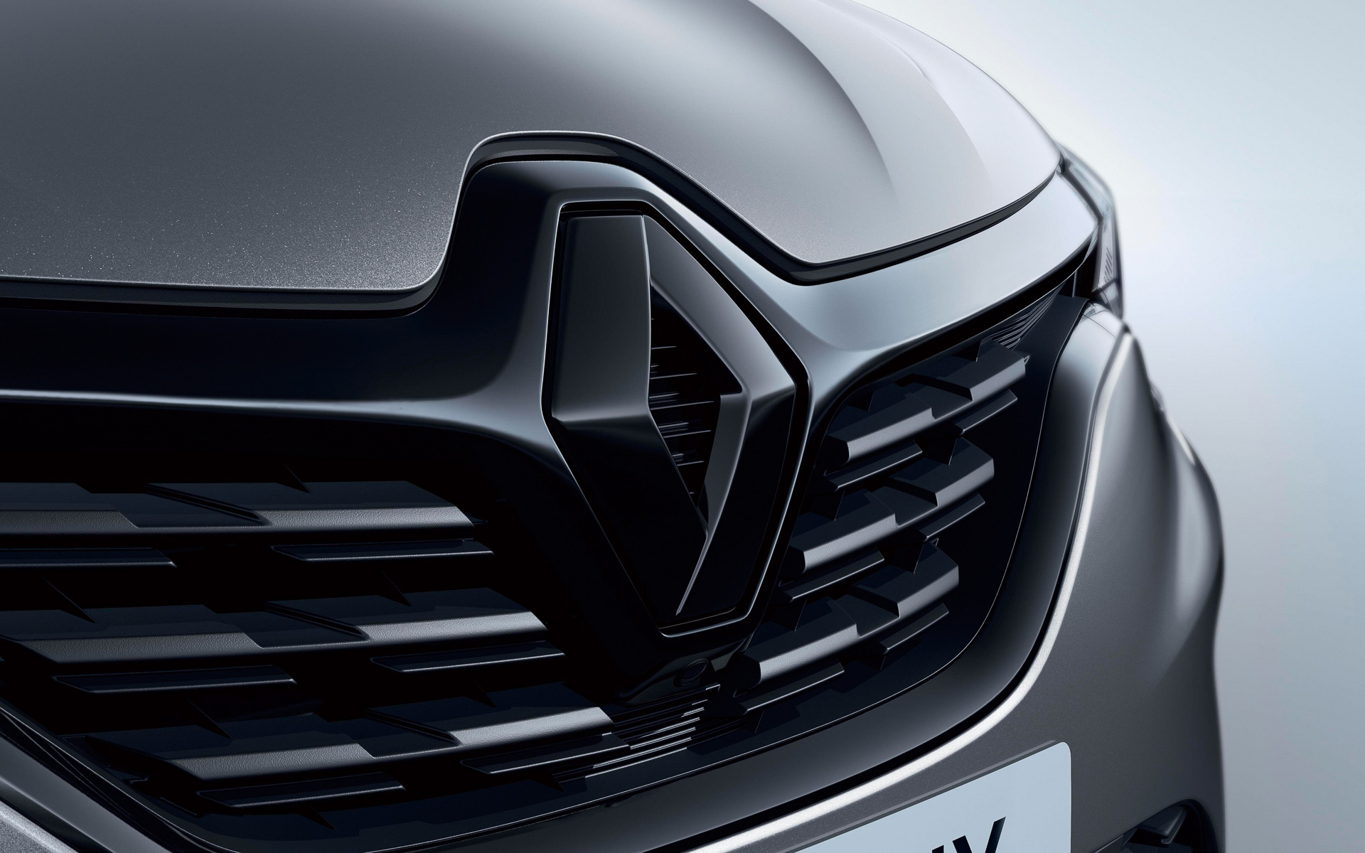 ブリリアントブラック仕様のエンブレム