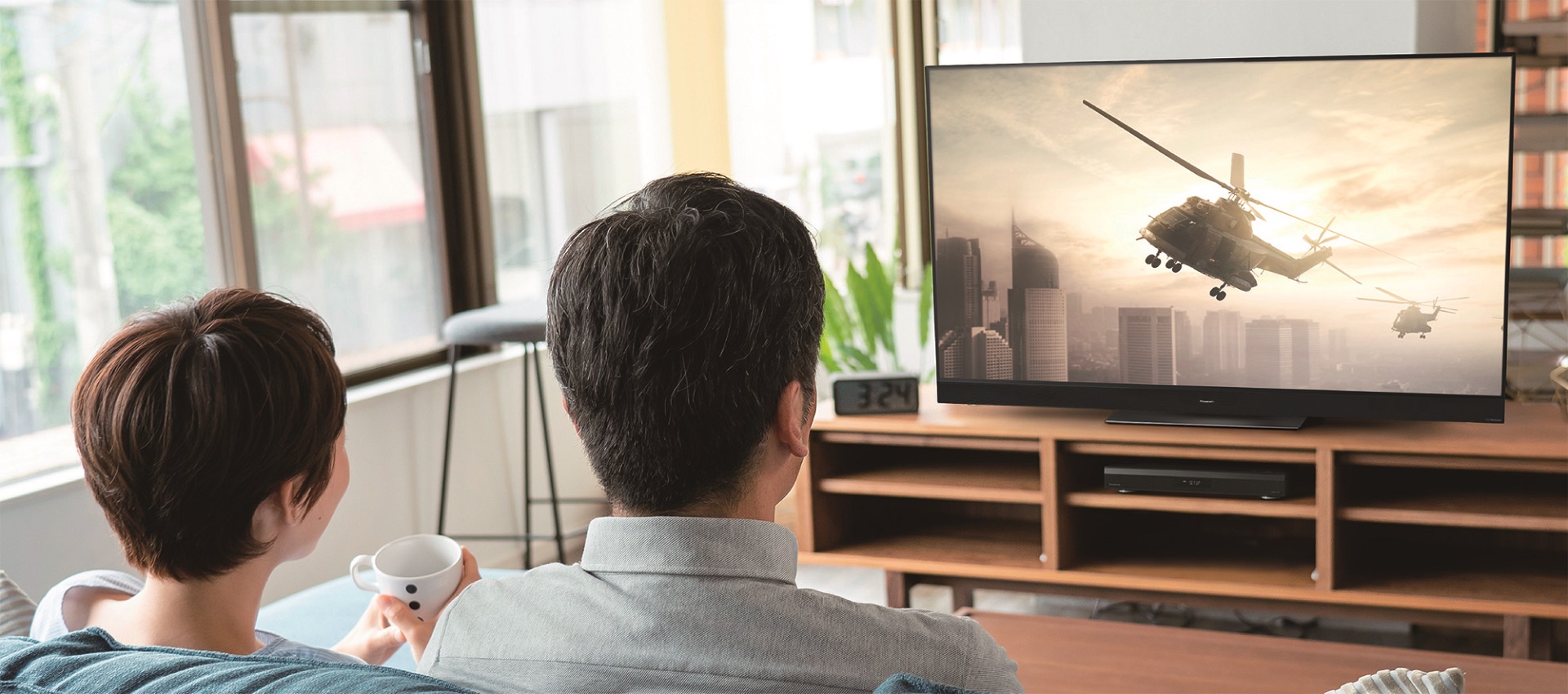 自宅と同じBS/CS放送や録画動画を旅先の車内で視聴することが可能