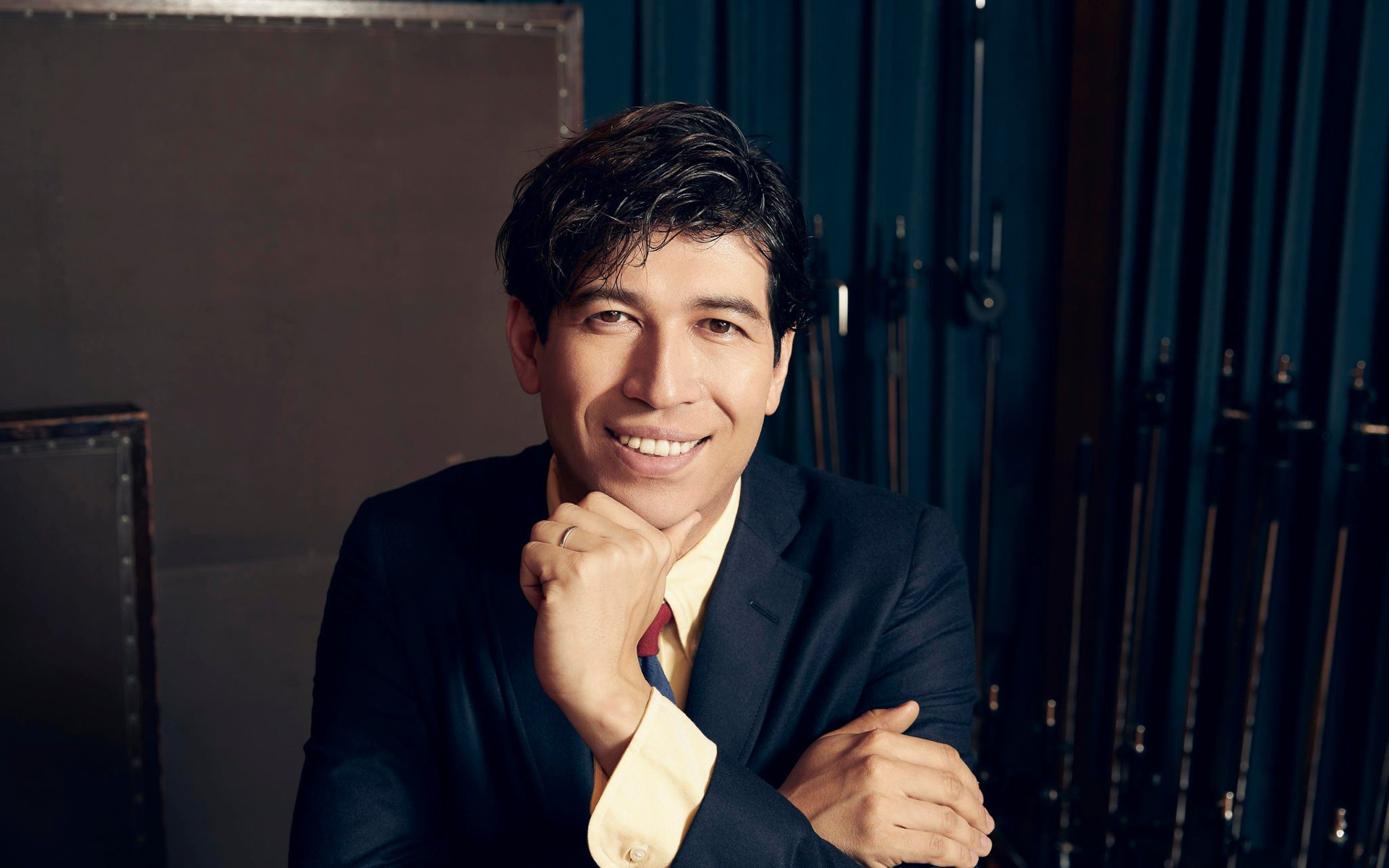 最終選考会・表彰式ではお笑いコンビ「おぎやはぎ」の小木博明氏と矢作兼氏とサッシャ氏がMCとして登壇する