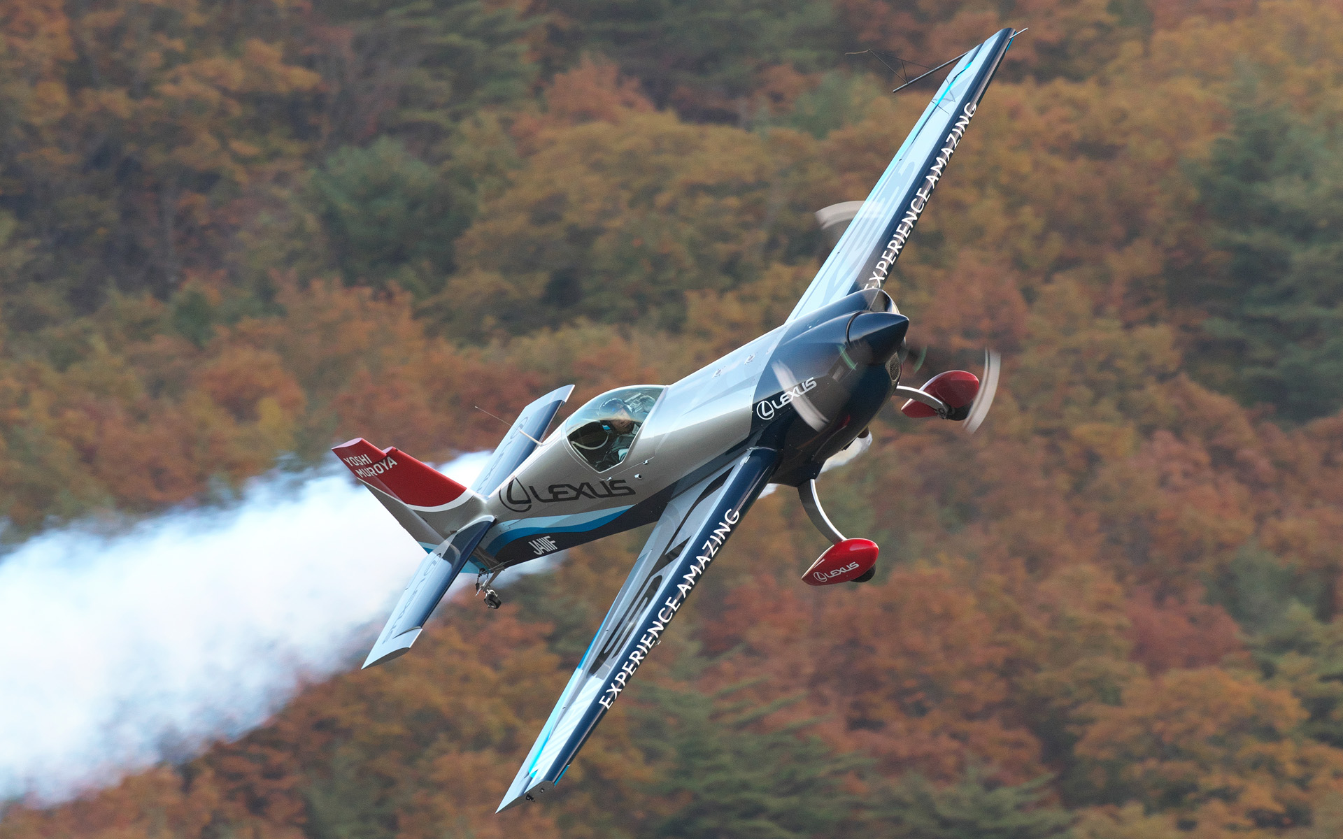 エアレース世界チャンピオン室屋義秀選手、LEXUS PATHFINDER AIR RACINGファンミーティングを実施