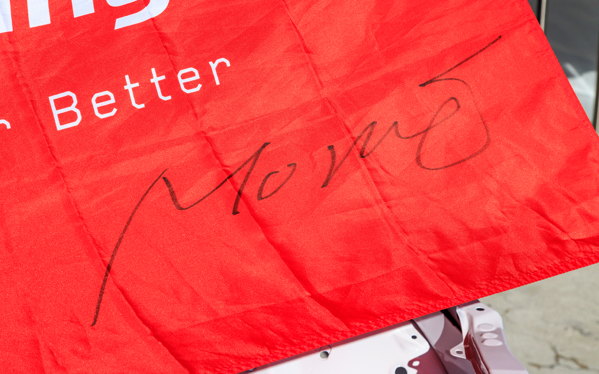 右下にMorizoとサインが入っています。ラリー・ベルギーでサインしていただきました