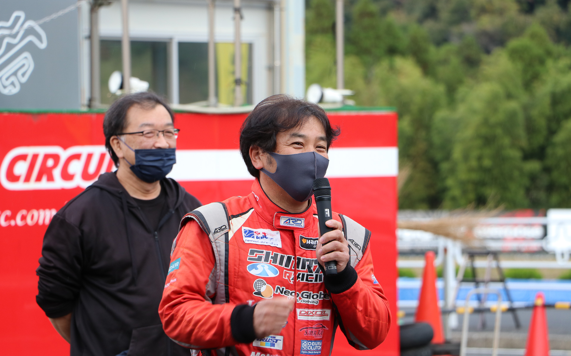 ゲストドライバーの菊池靖選手