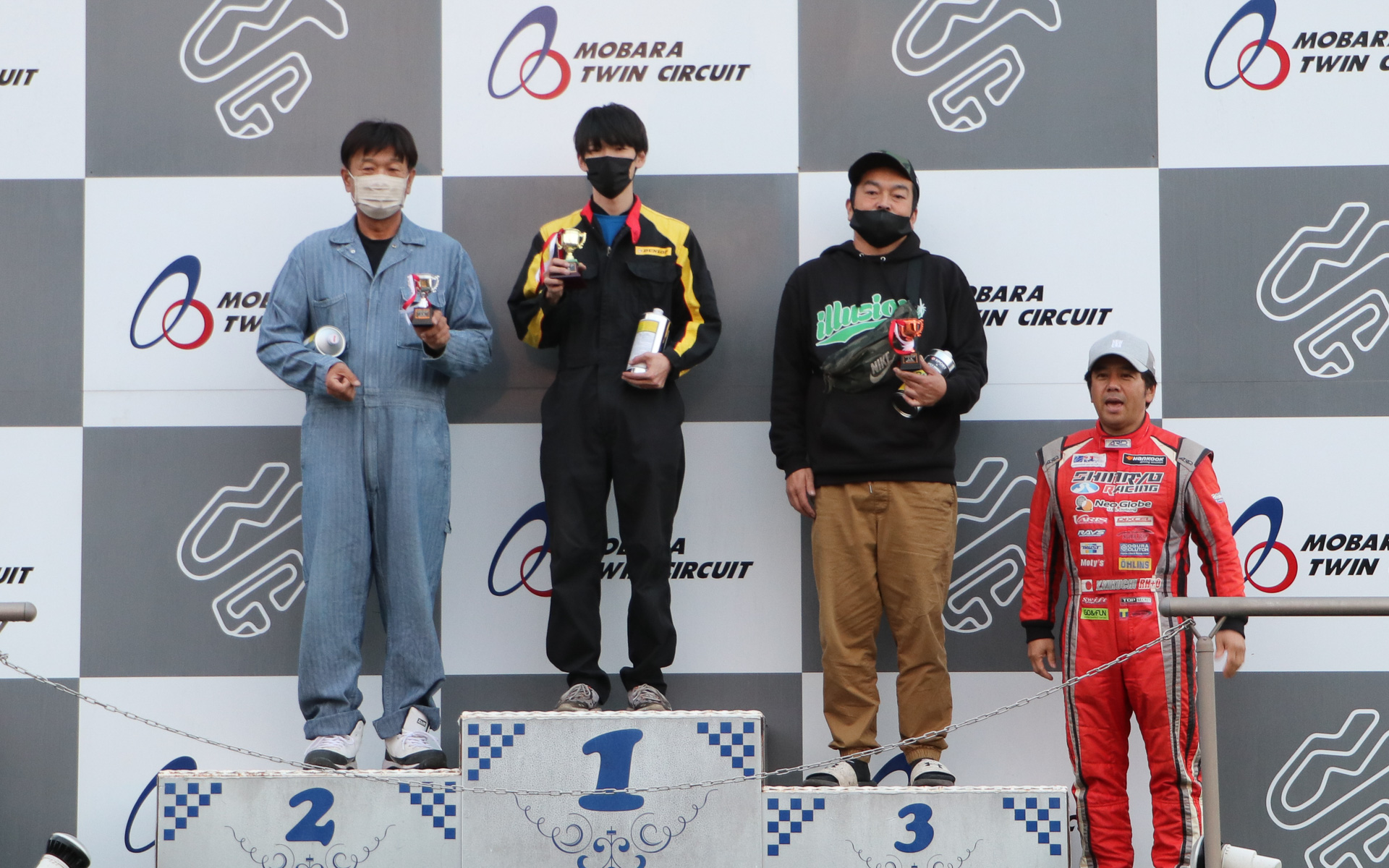 NA エキスパートクラス。優勝エッセボーイさん（エッセ/L235S）、2位たなちゅうさん（ミラバン/L275V）、3位キタザワアツシさん（エッセ/L235S）