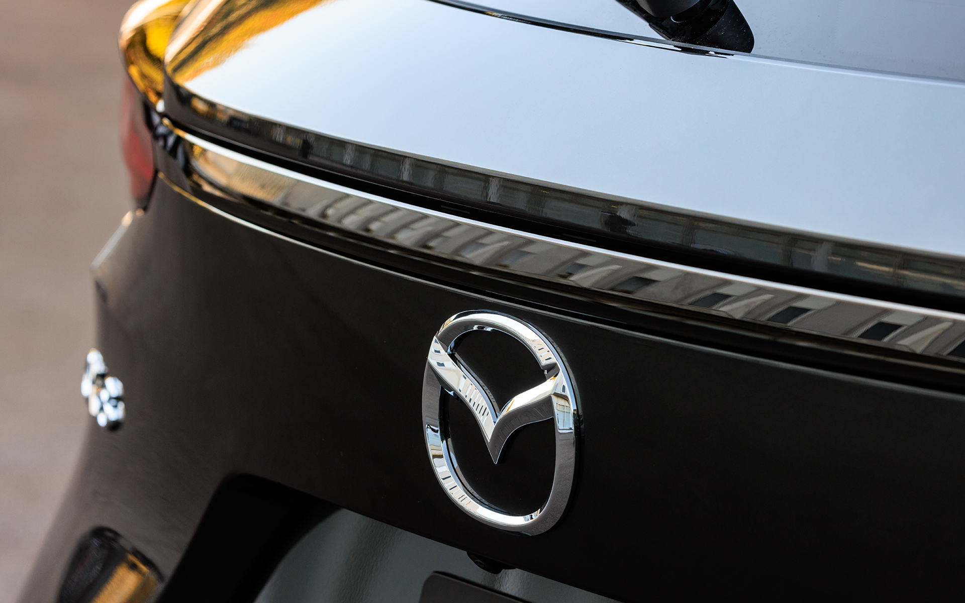 メッキ類はブラッククロームでまとめられている