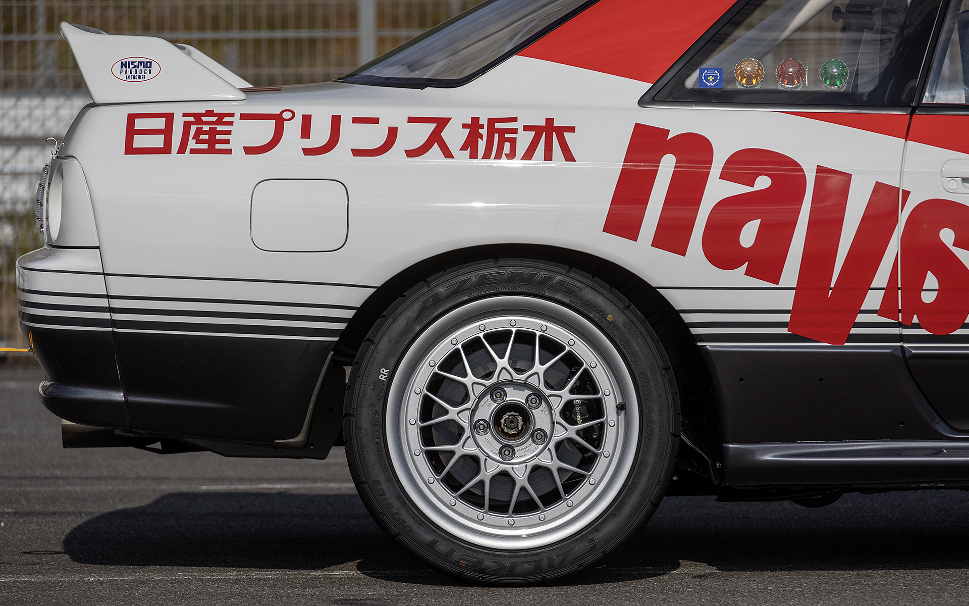 ホイールは当時履いていた17インチのBBSホイール。塗装が痛んでいたので前後とも再塗装をしている