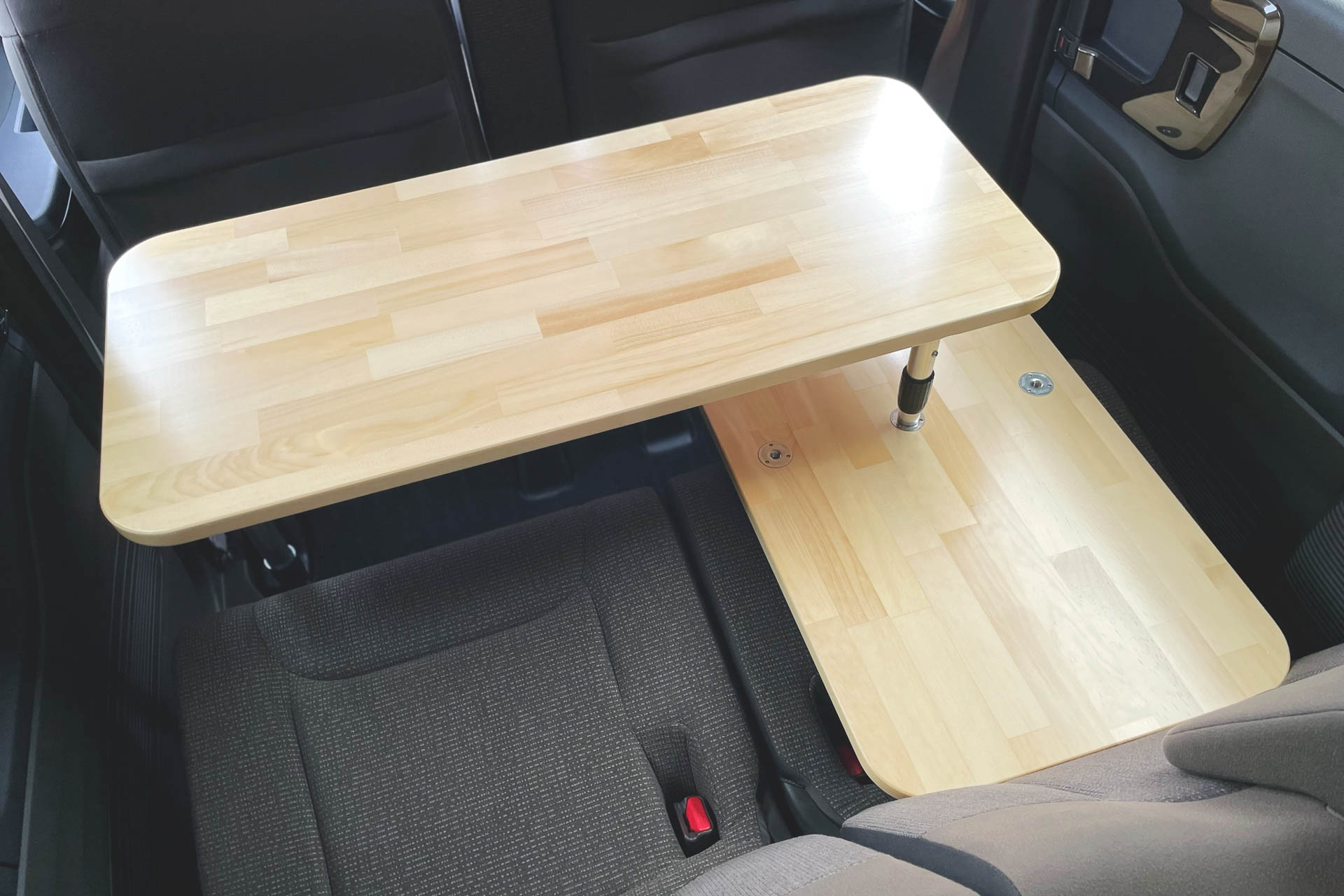 2列目シート装着イメージ