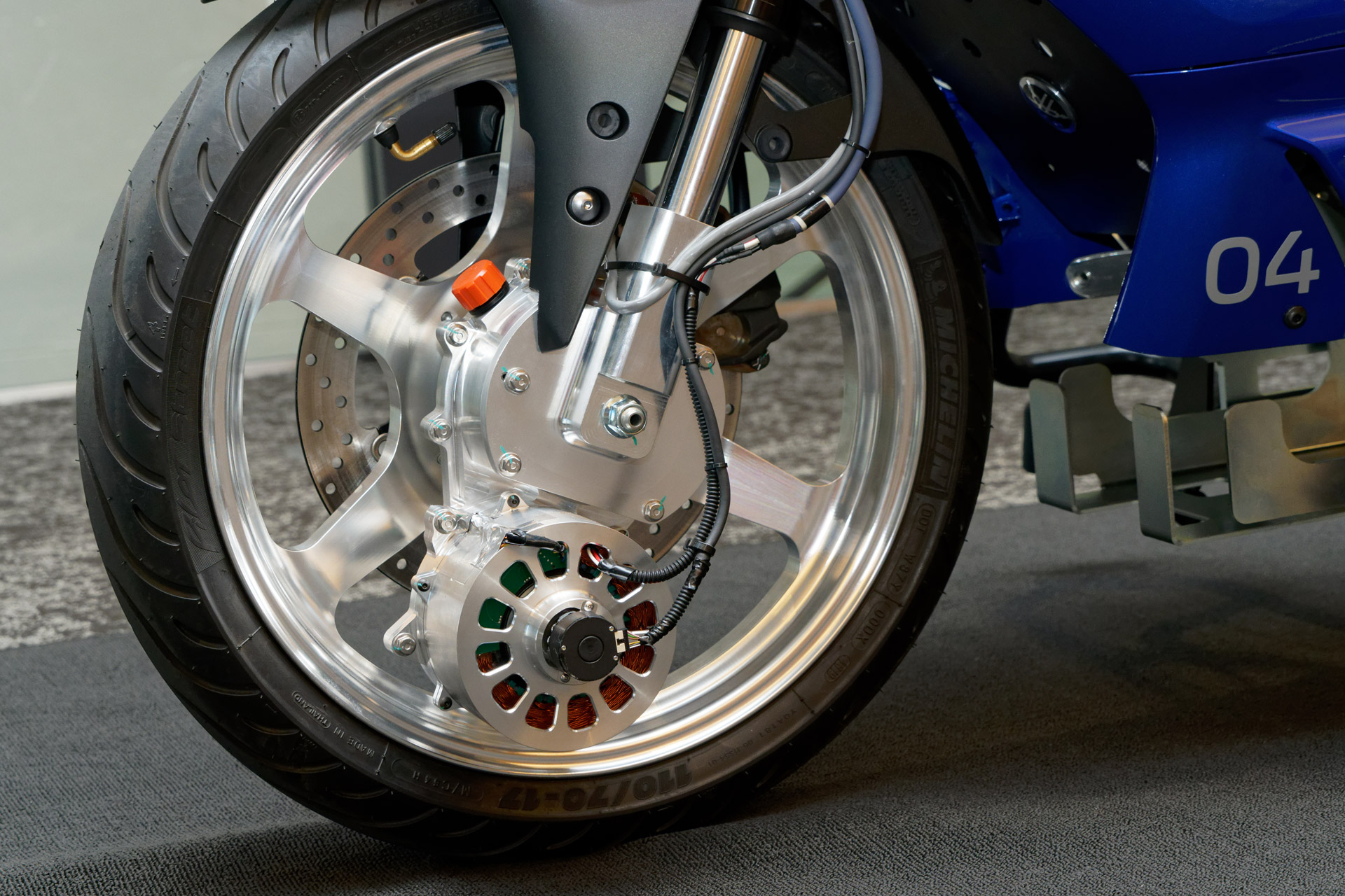 ヤマハ発動機が安全運転を実現する技術、取り組みを紹介