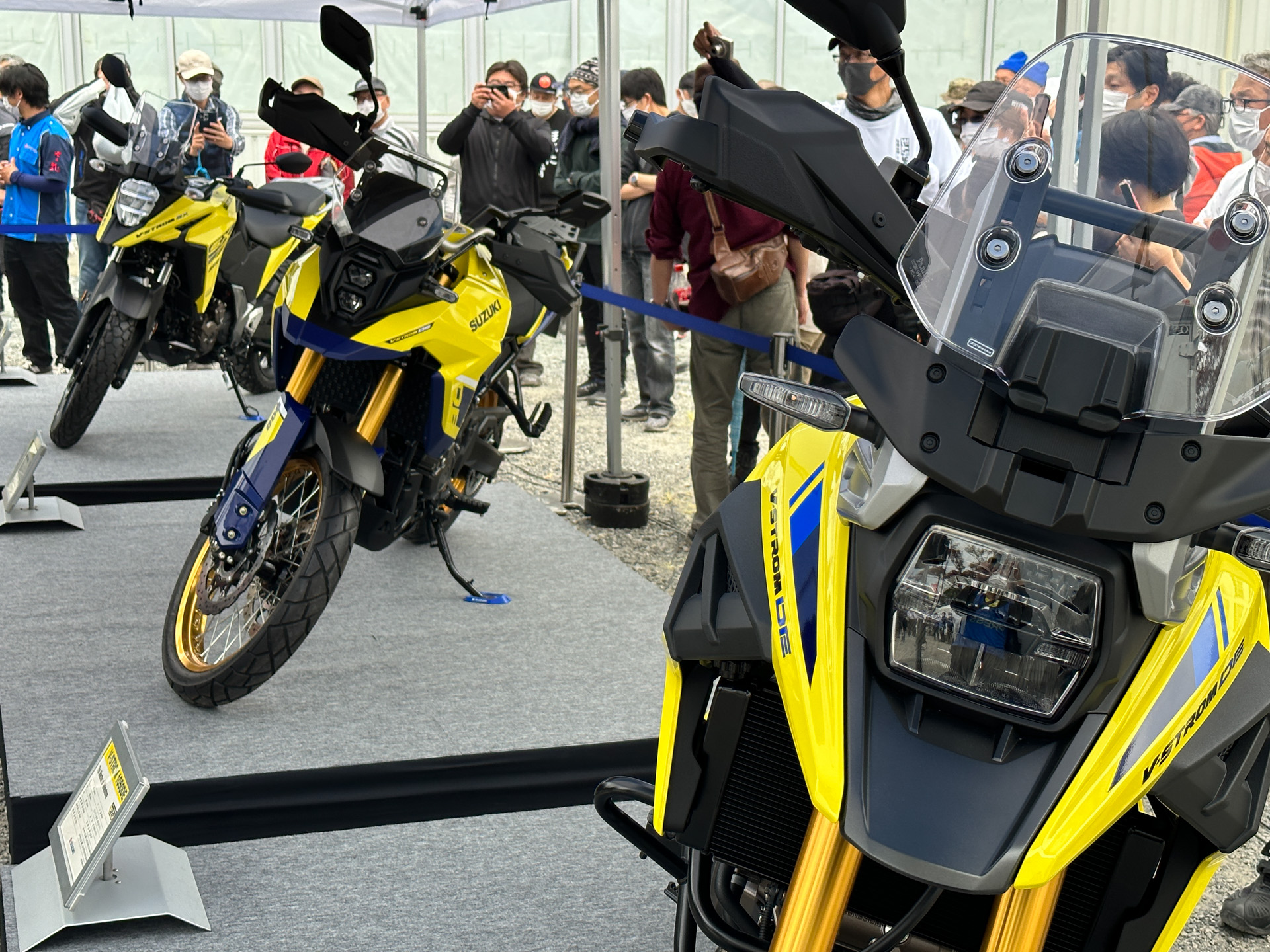 3モデルを同時日本初公開