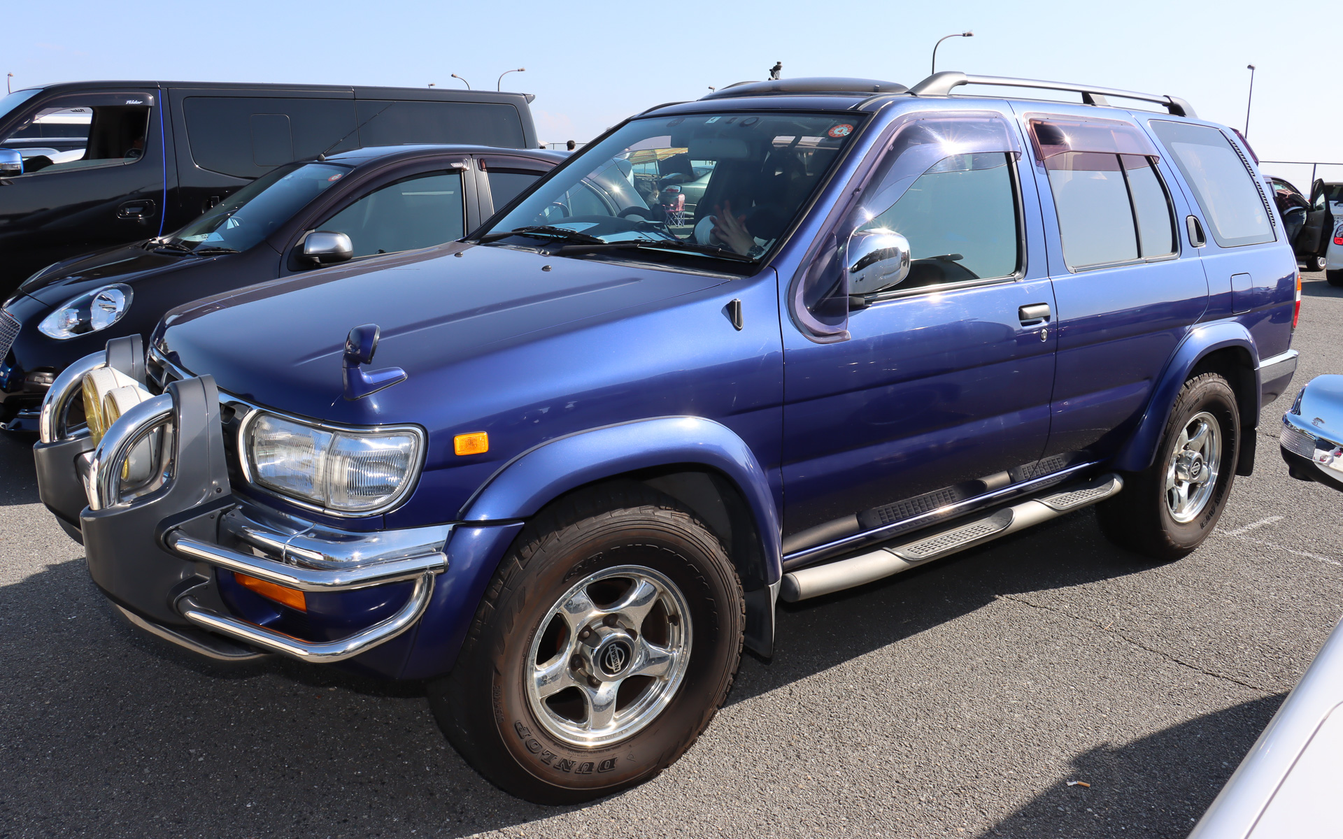 日本各地のオーナーに届けられた新旧さまざまなオーテック＆NISMO車両が、オーテックジャパンの、そして現在はNMCの本社がある湘南の地に里帰りする1日となった