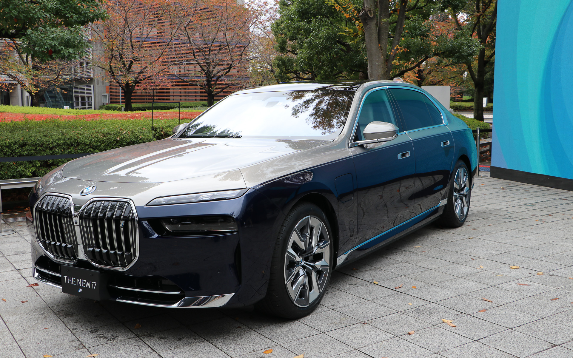 BMW新型i7 xDrive60は「EXCELLENCE」「M Sport」の2グレードを設定
