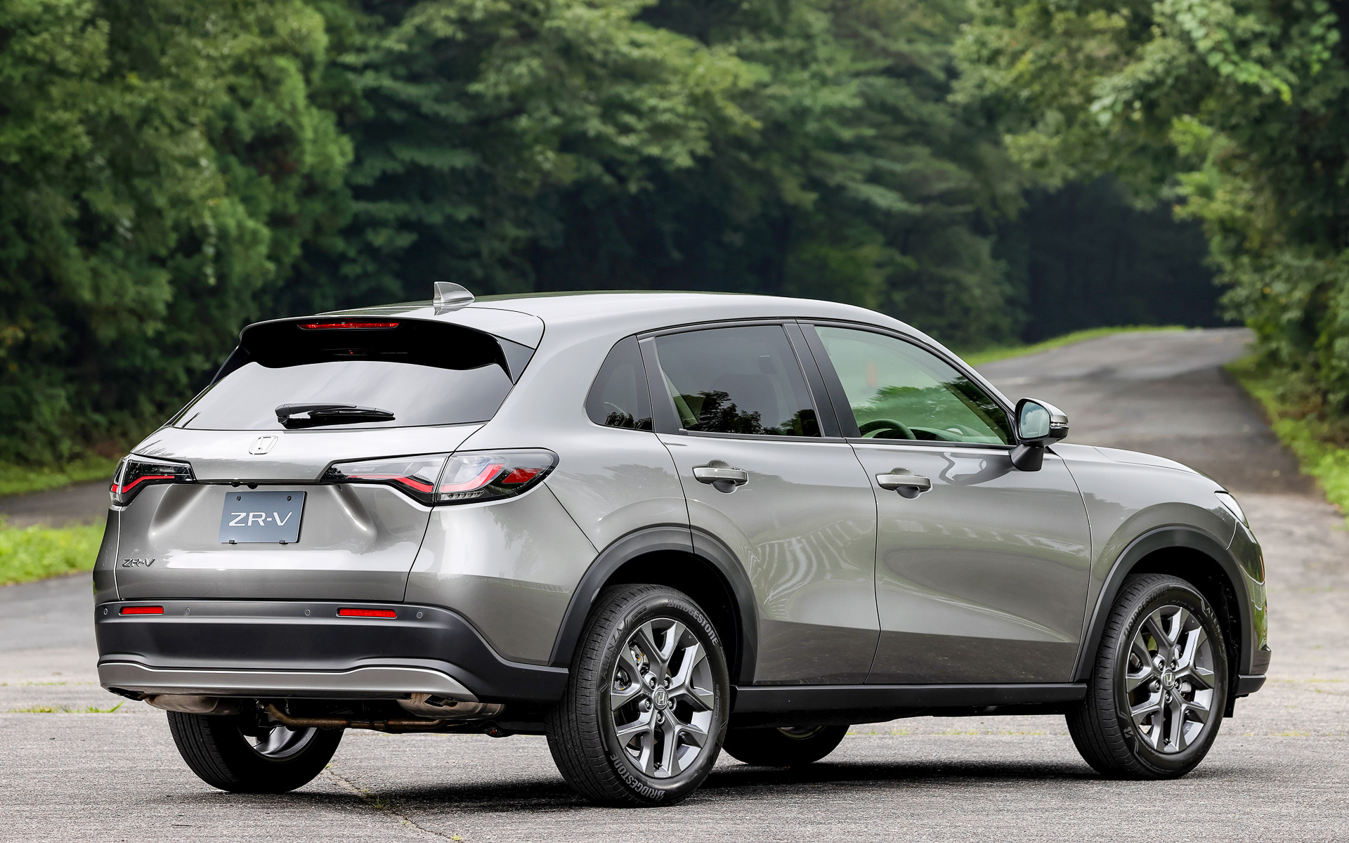 スーパープラチナグレーメタリック