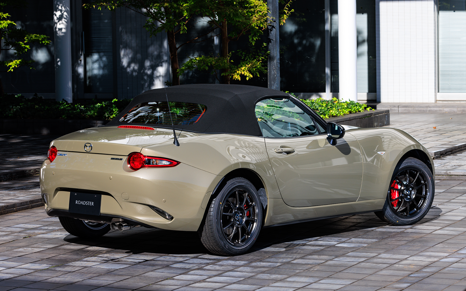 ジルコンサンドは鋳型に使われる砂の名前