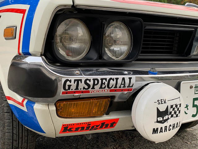 4灯ヘッドライトは当時のラリー車じゃ珍しかった。マルシャルのハロゲンは明るかったです