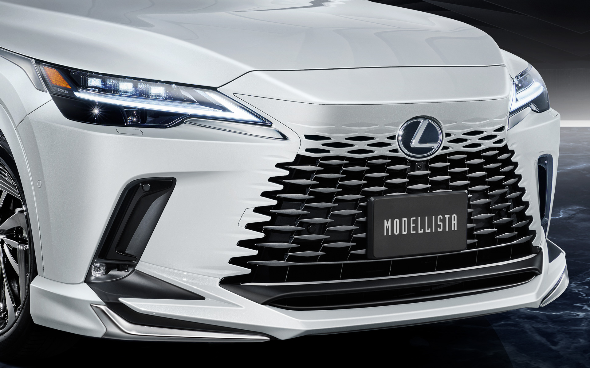 フロントスポイラー（素地：9万2400円/塗装済12万1000円）