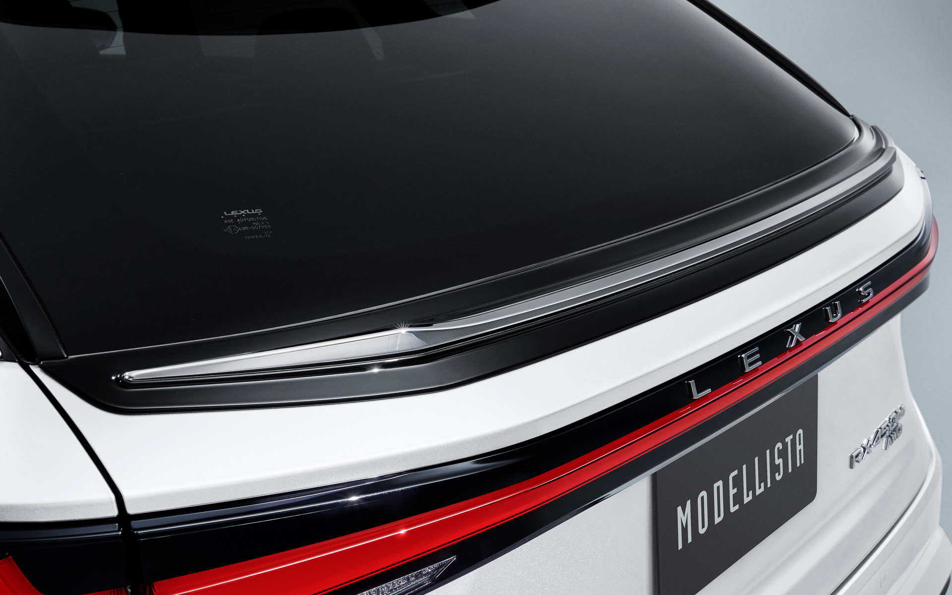 リアインフレーティングシェル（7万9200円）