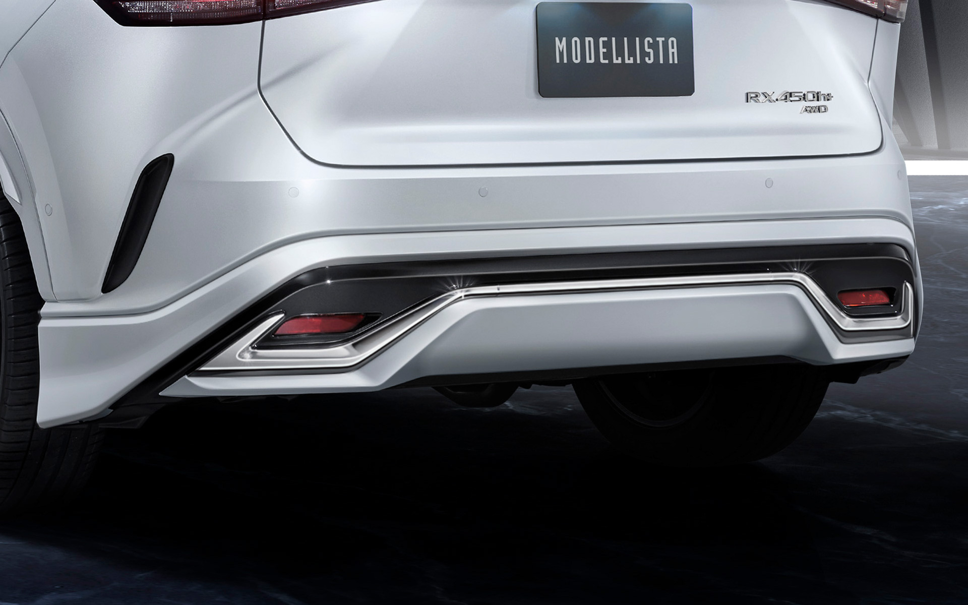 リアスカート（素地：13万6400円/塗装済16万2800円）