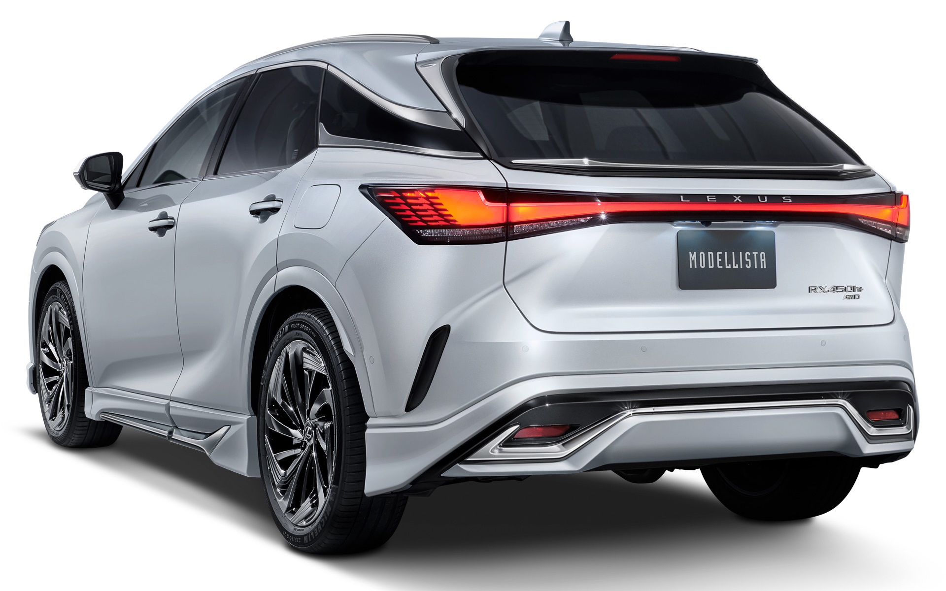 ボディカラーはソニッククォーツ（塗装済設定色）