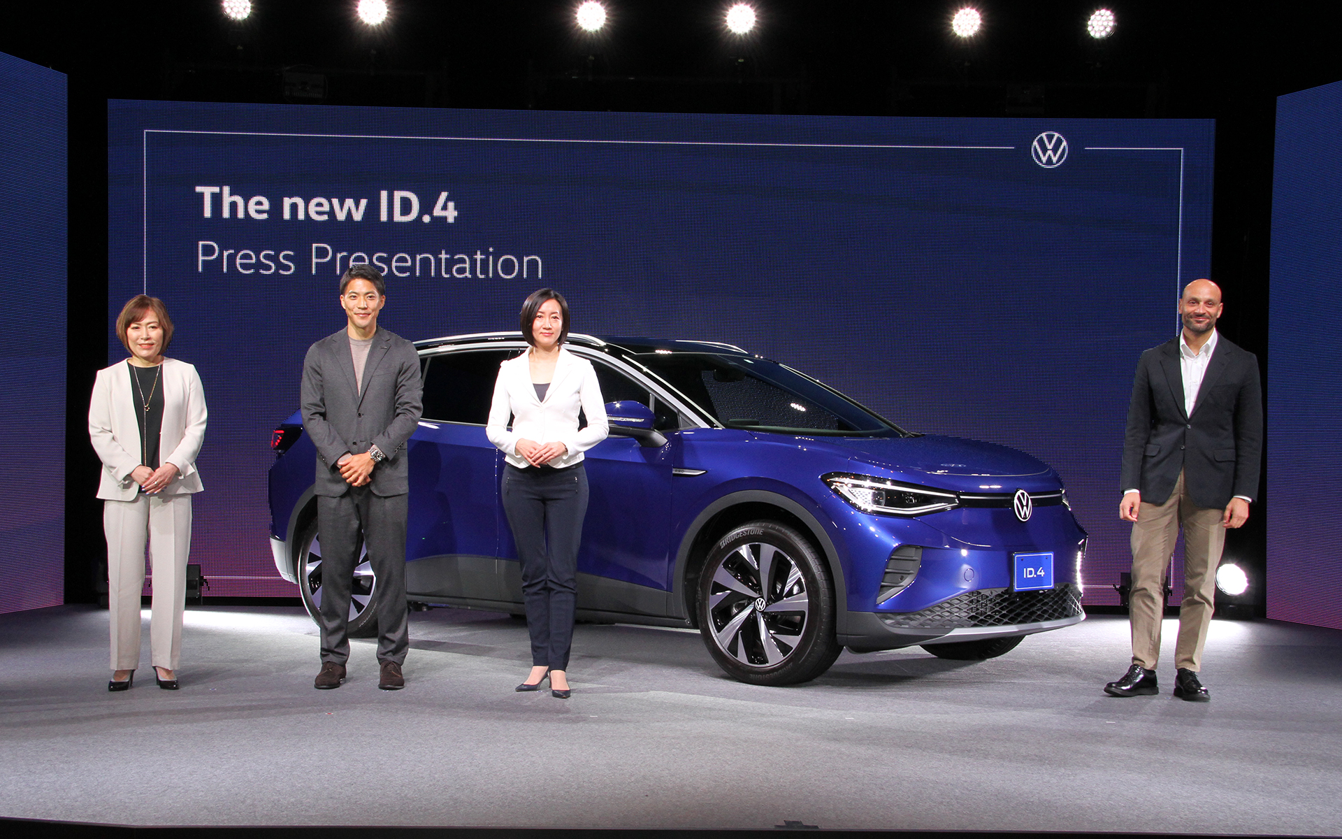 新型「ID.4」の発表会を開催