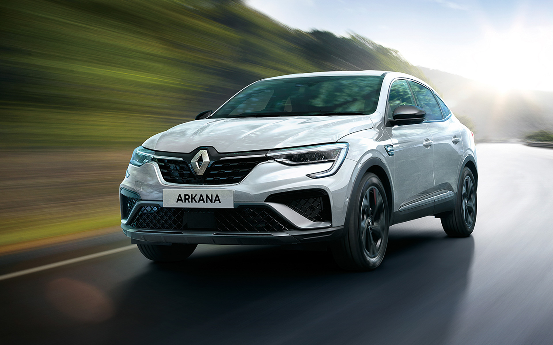 ルノー「アルカナ R.S.LINE MILD HYBRID」