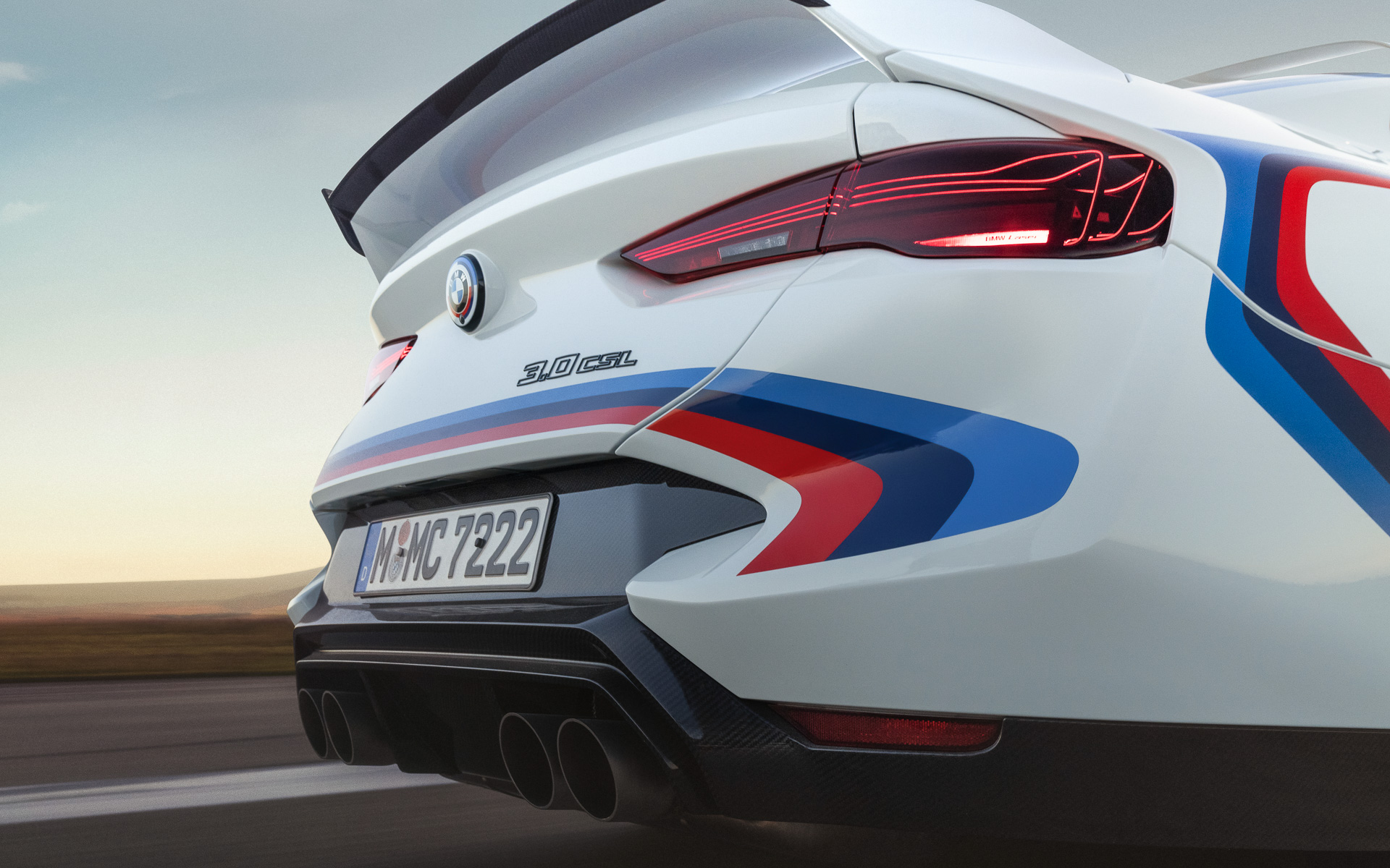 独特なテールランプ