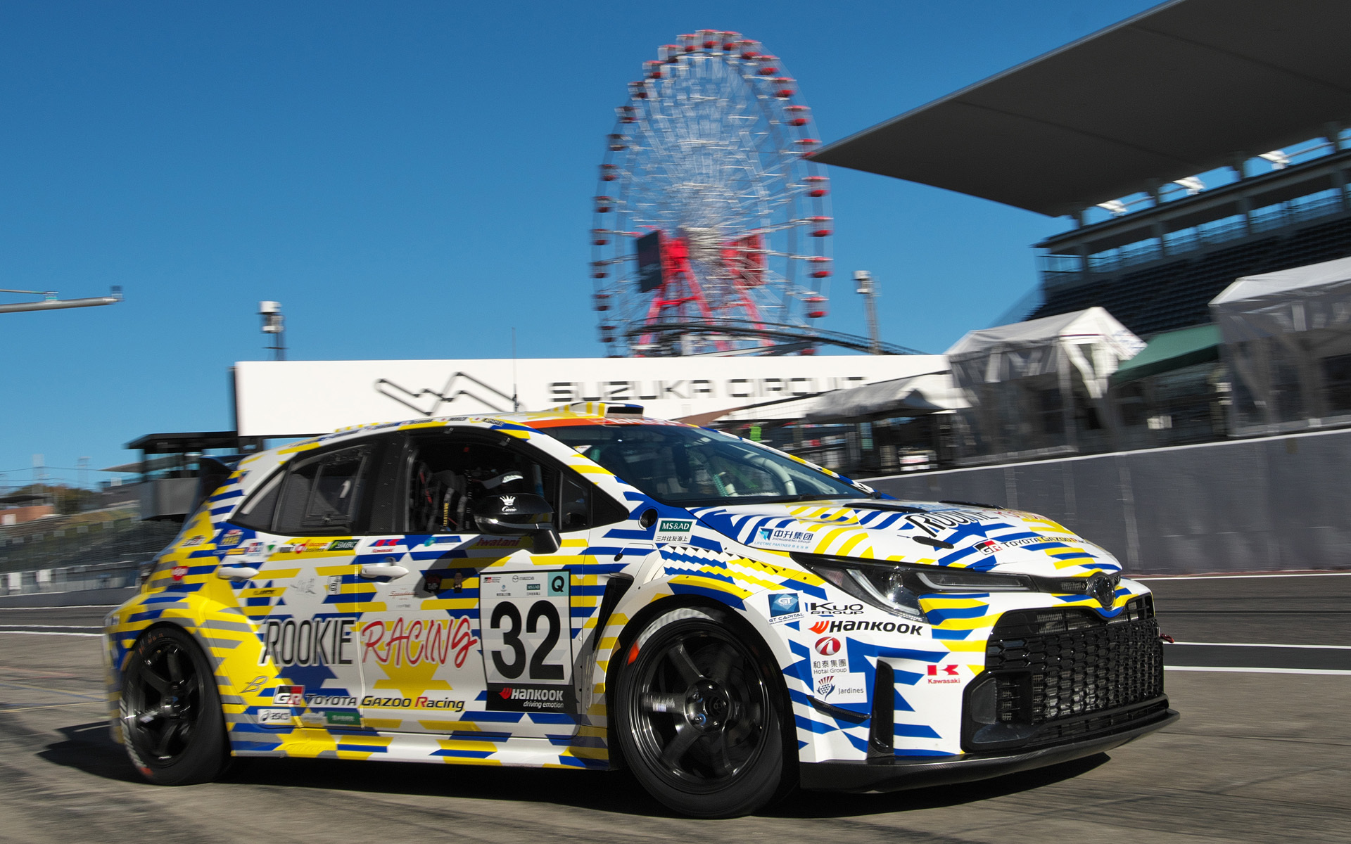 燃焼改善などが継続的に行なわれている水素GRカローラ。カーボンニュートラルの世界を切り開く