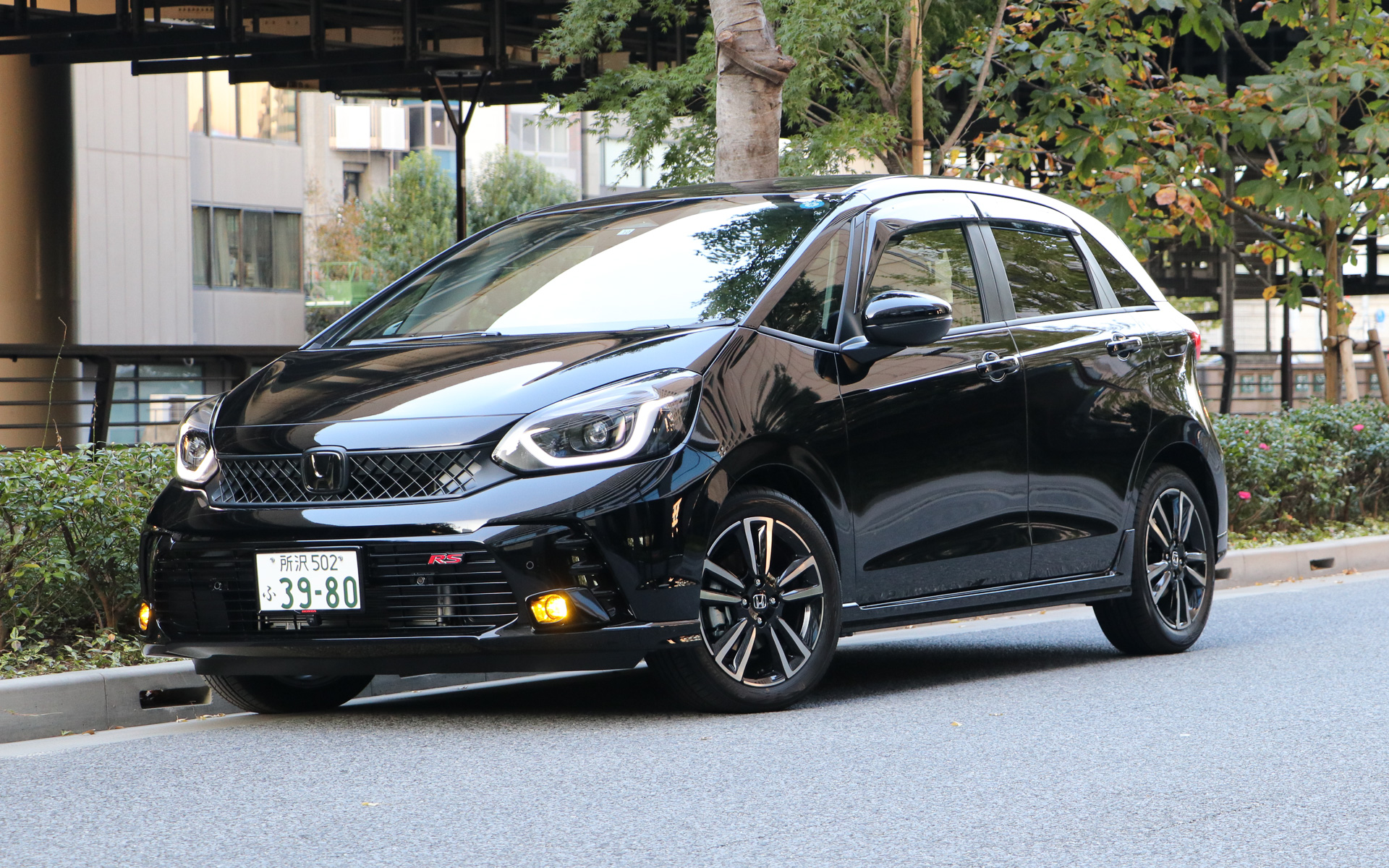 フロントビュー