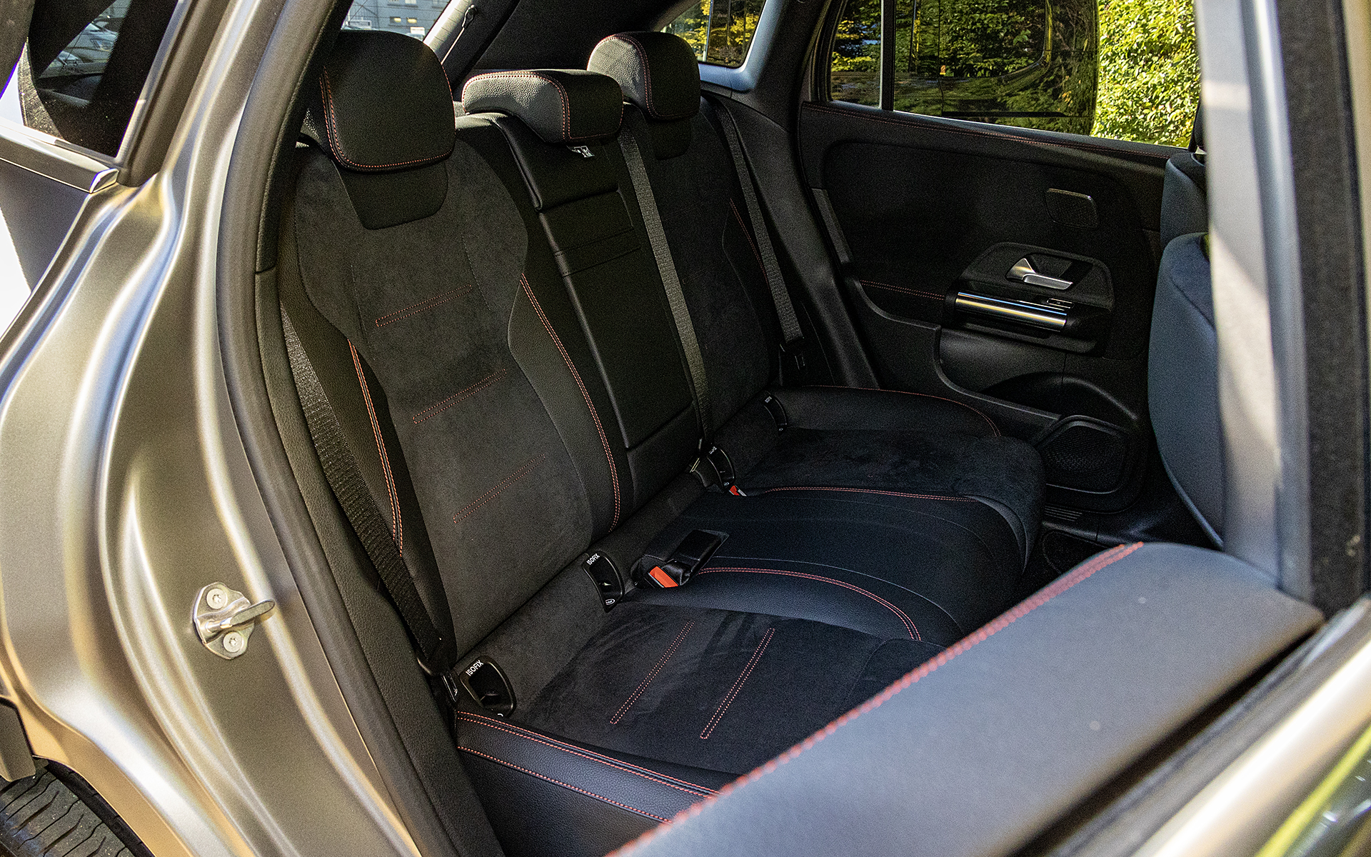 EQA 250のリアシート