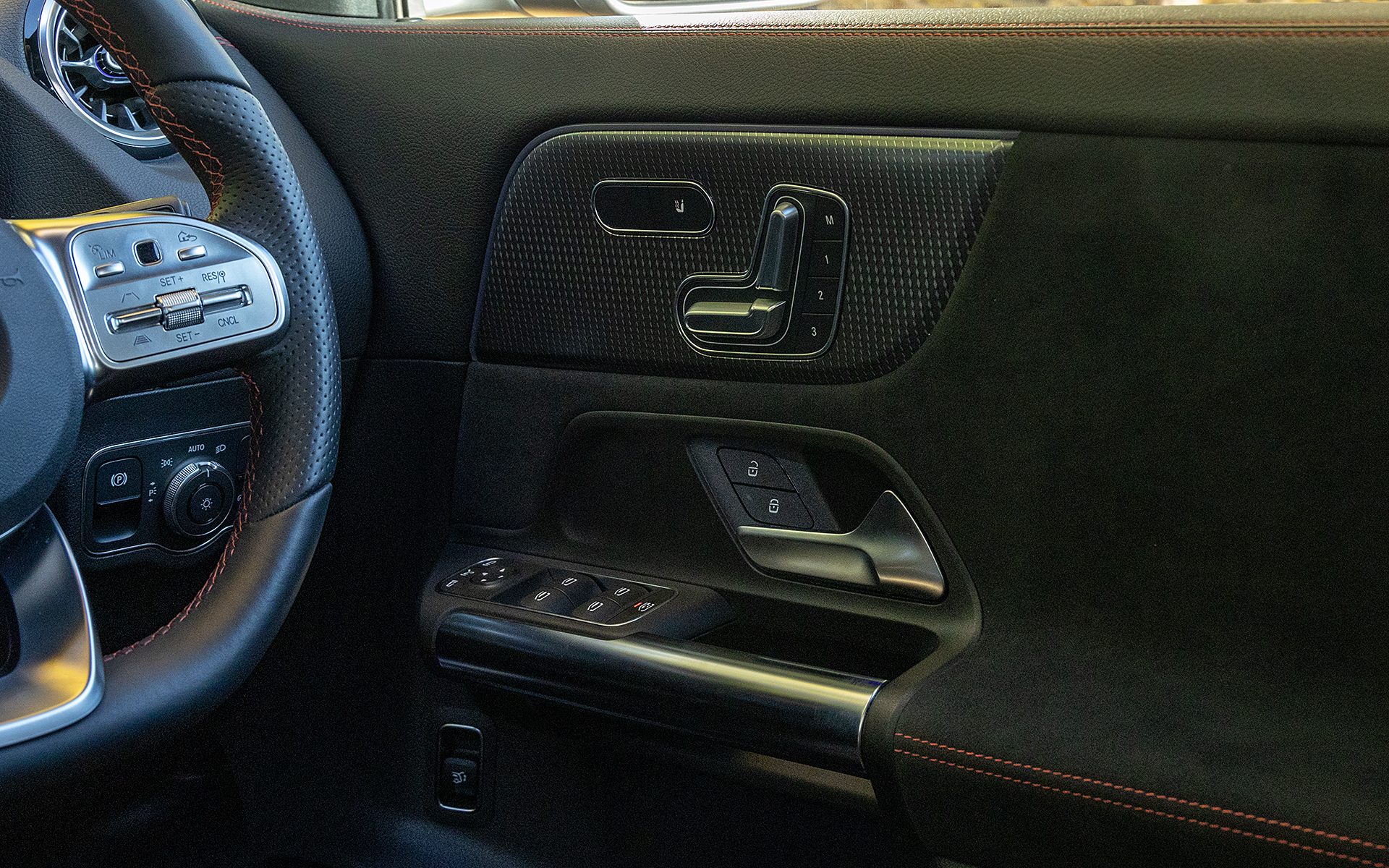 運転席側スイッチ類