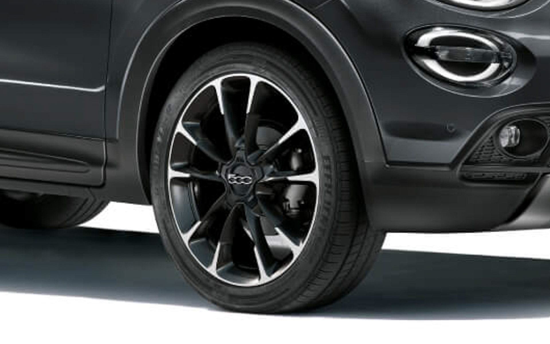 500X クロスの18インチホイール