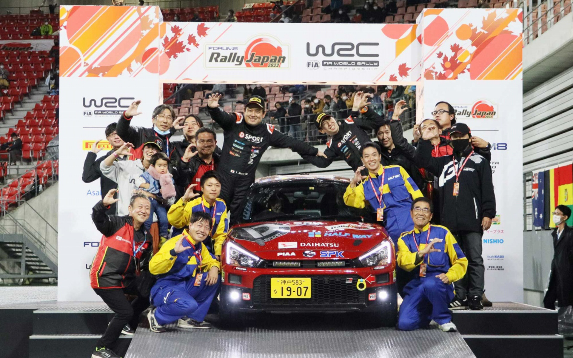 D-SPORT Racingの「コペンGRスポーツ」とチームメイト