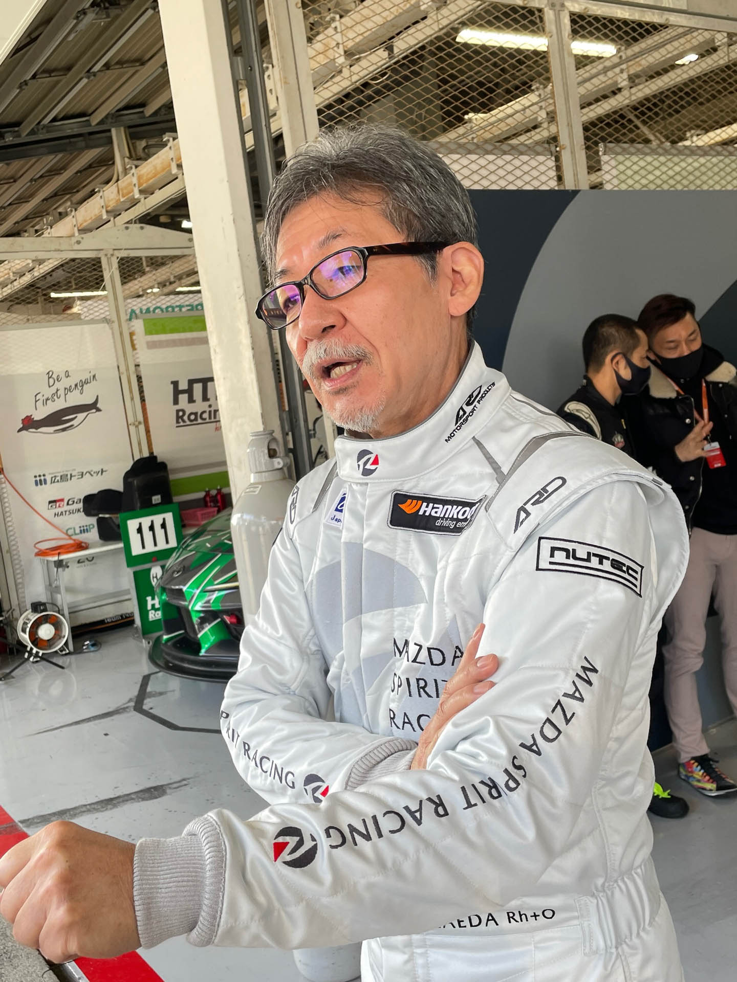 MAZDA SPIRIT RACINGの前田育男執行役員。もっとパワーをと言ったとか、言わないとかで、世界初のMazda3レーシングカーが誕生したそうですが