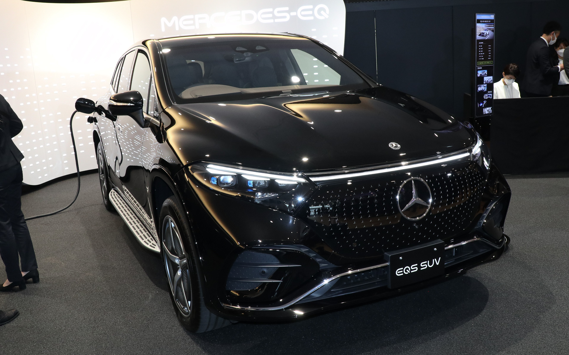 「EQS 450 4MATIC SUV」のボディサイズは5125×1959×1718mm（全長×全幅×全高）
