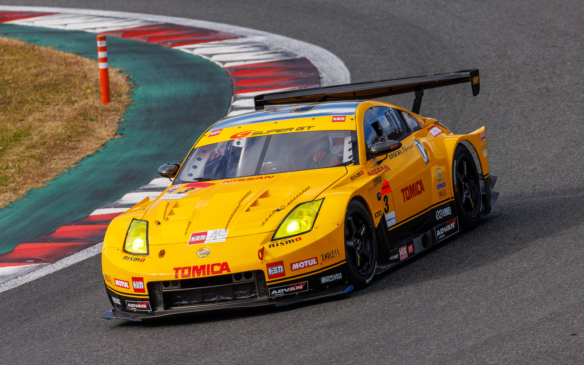 TOMICA Z（2010年SUPER GT）