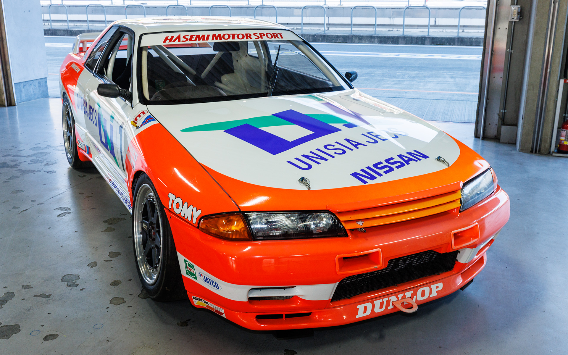 HASEMI MOTORSPORT UNISIA JECS SKYLINE R32（1993年JTC）