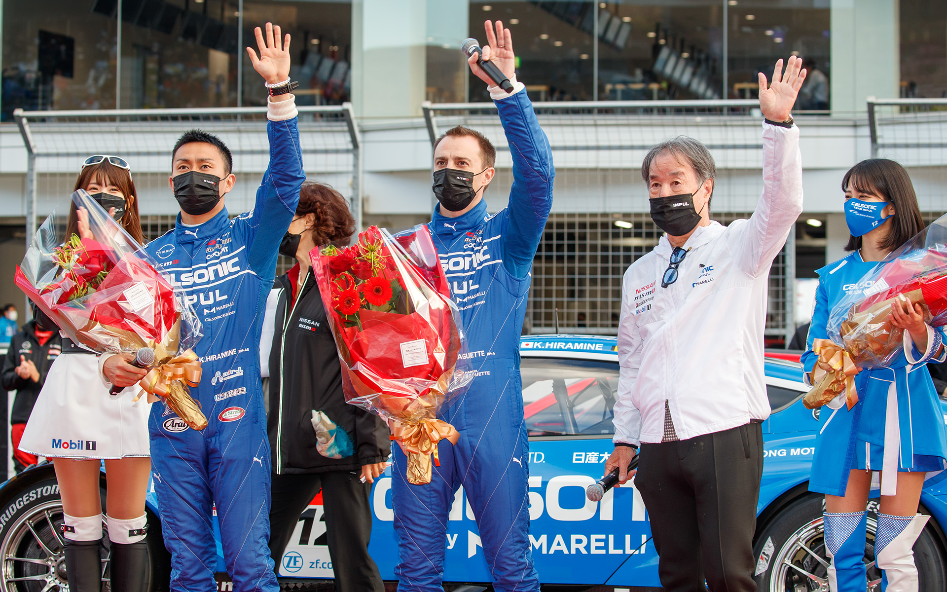 12号車カルソニック IMPUL Zの星野一義監督、平峰一貴選手、ベルトラン・バゲット選手