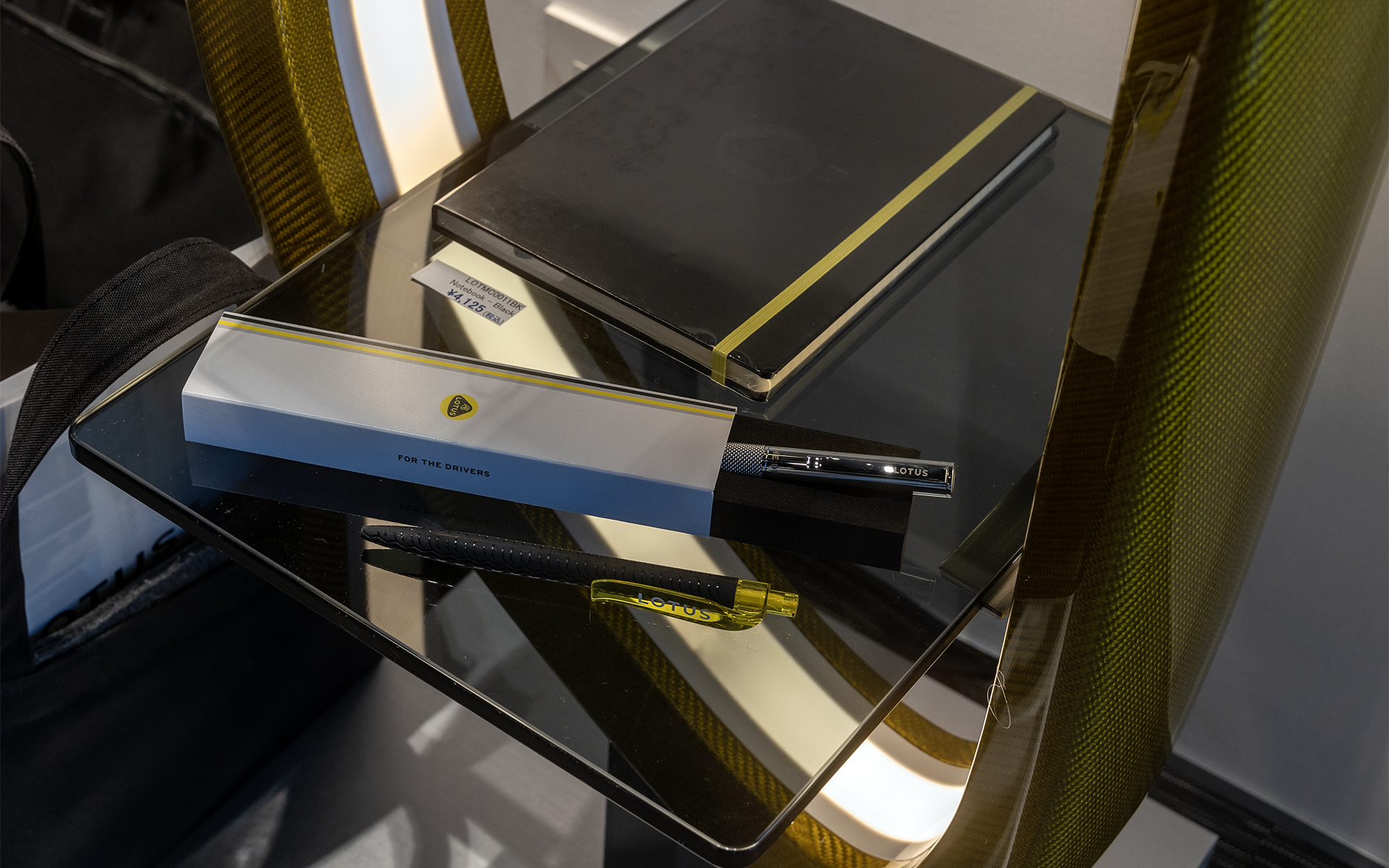 マーチャンダイズコーナーにあったグッズ類