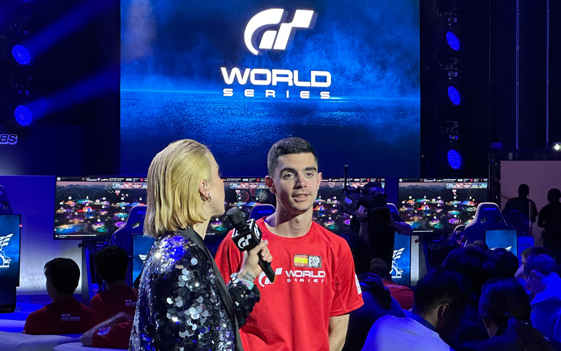 2022年シーズンのネイションズカップのチャンピオンは、スペインのコケ・ロペス選手