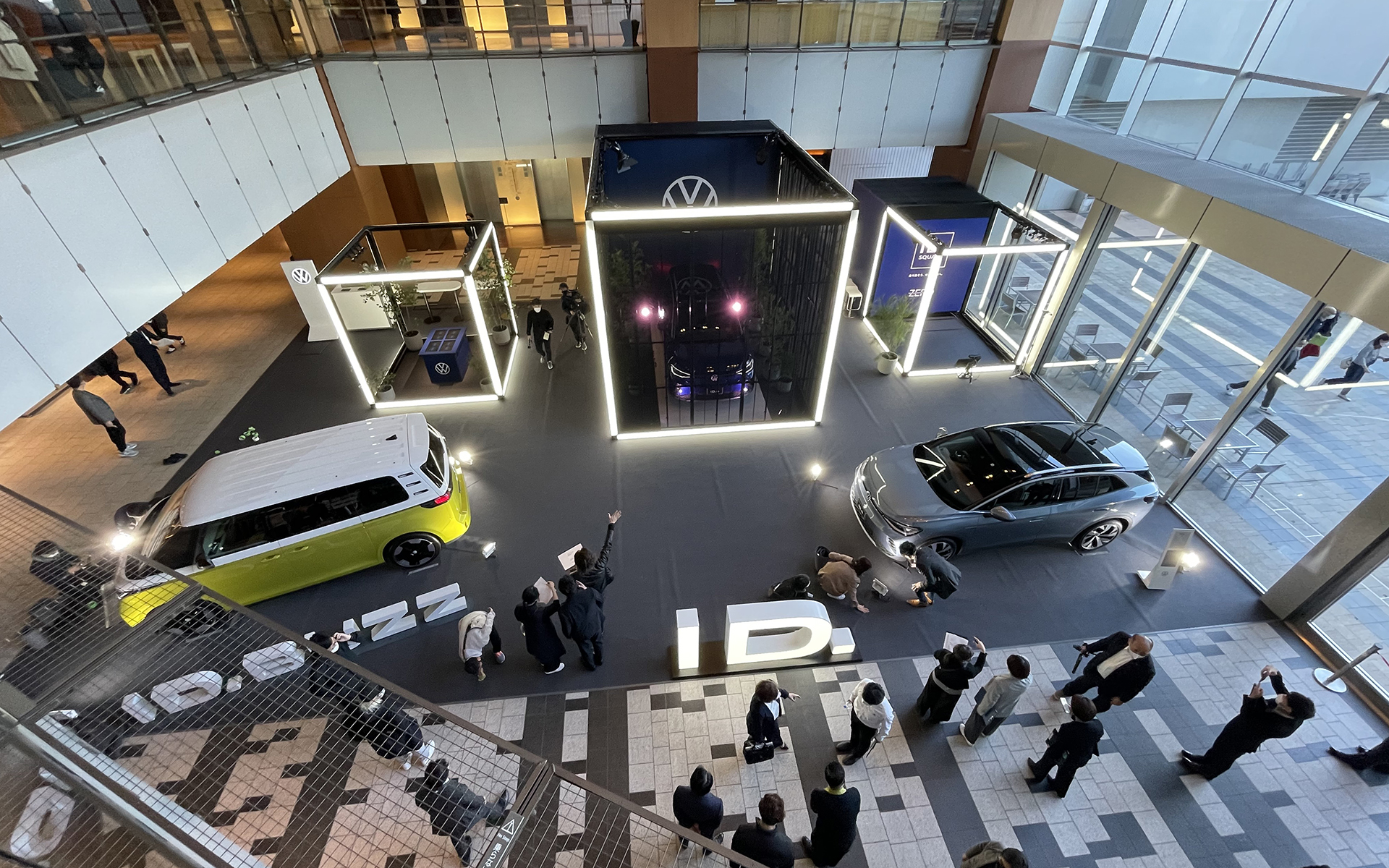 京ミッドタウン アトリウムにオープンした体験型ポップアップスペース「ID.SQUARE」