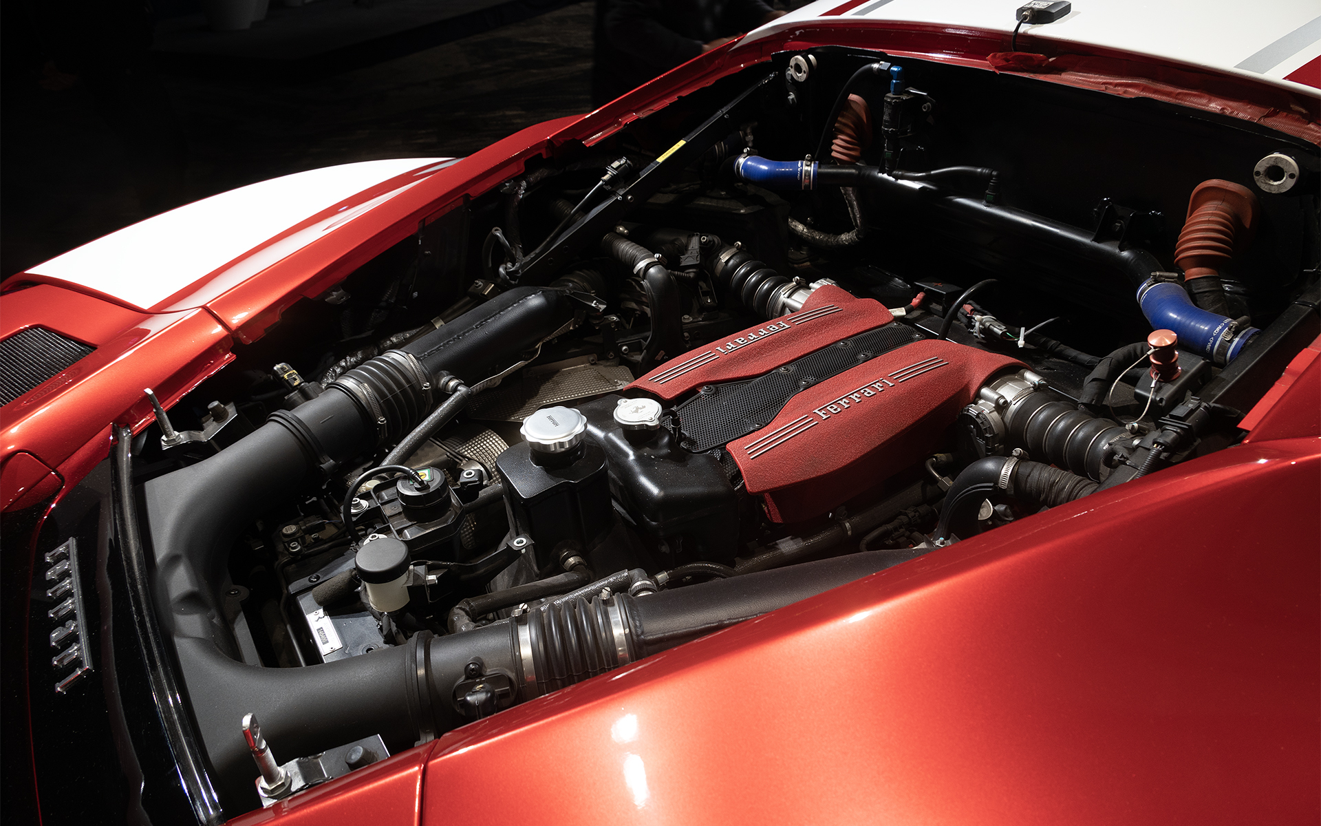 エンジンもAFコルセのエンジニアにより、イコールコンディションに仕上げられる