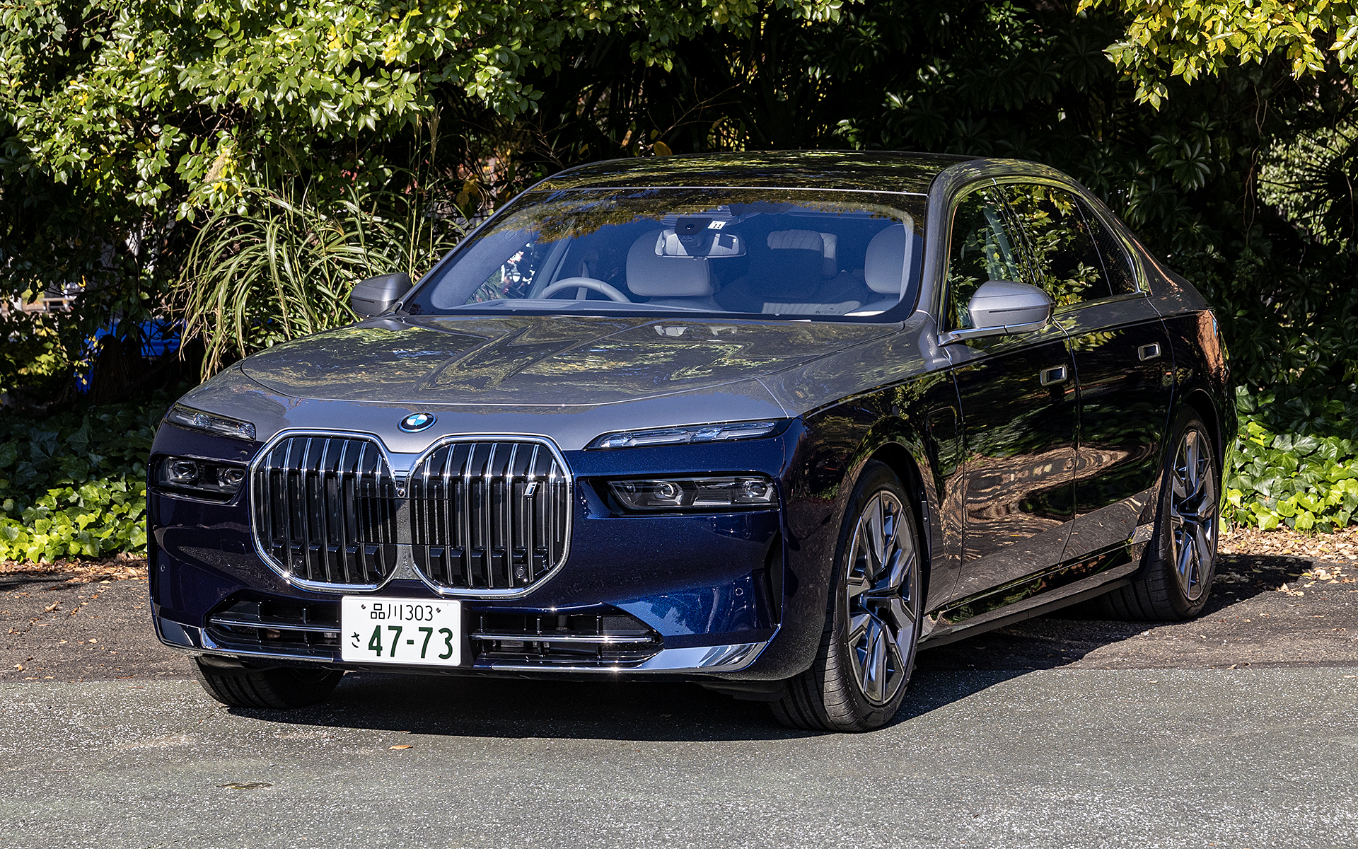 7シリーズのラインアップに追加されたバッテリEV（電気自動車）の「i7」