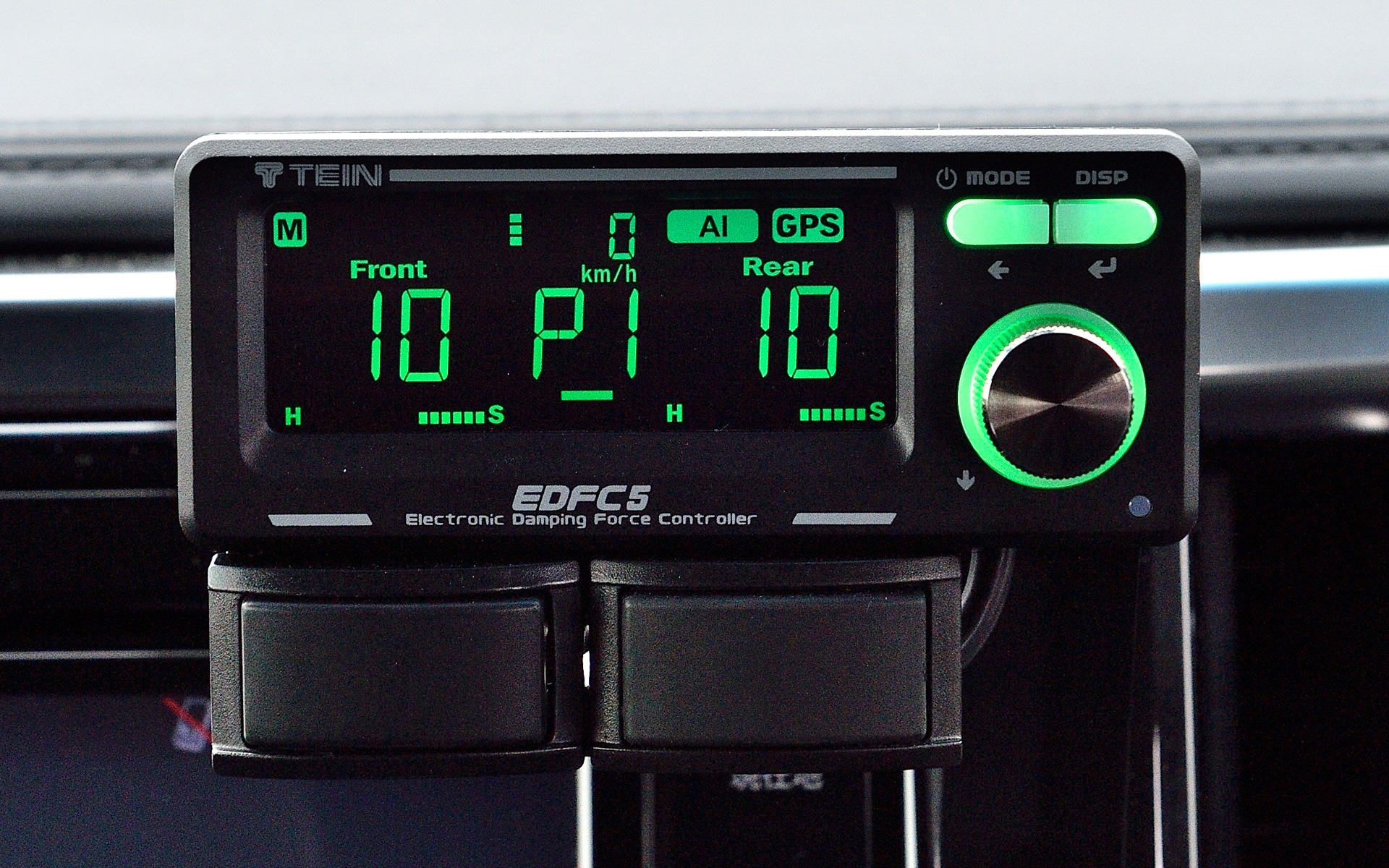 最大で10個の設定をメモリーしておくことが可能。画面上部の「M」マニュアルモードの表示