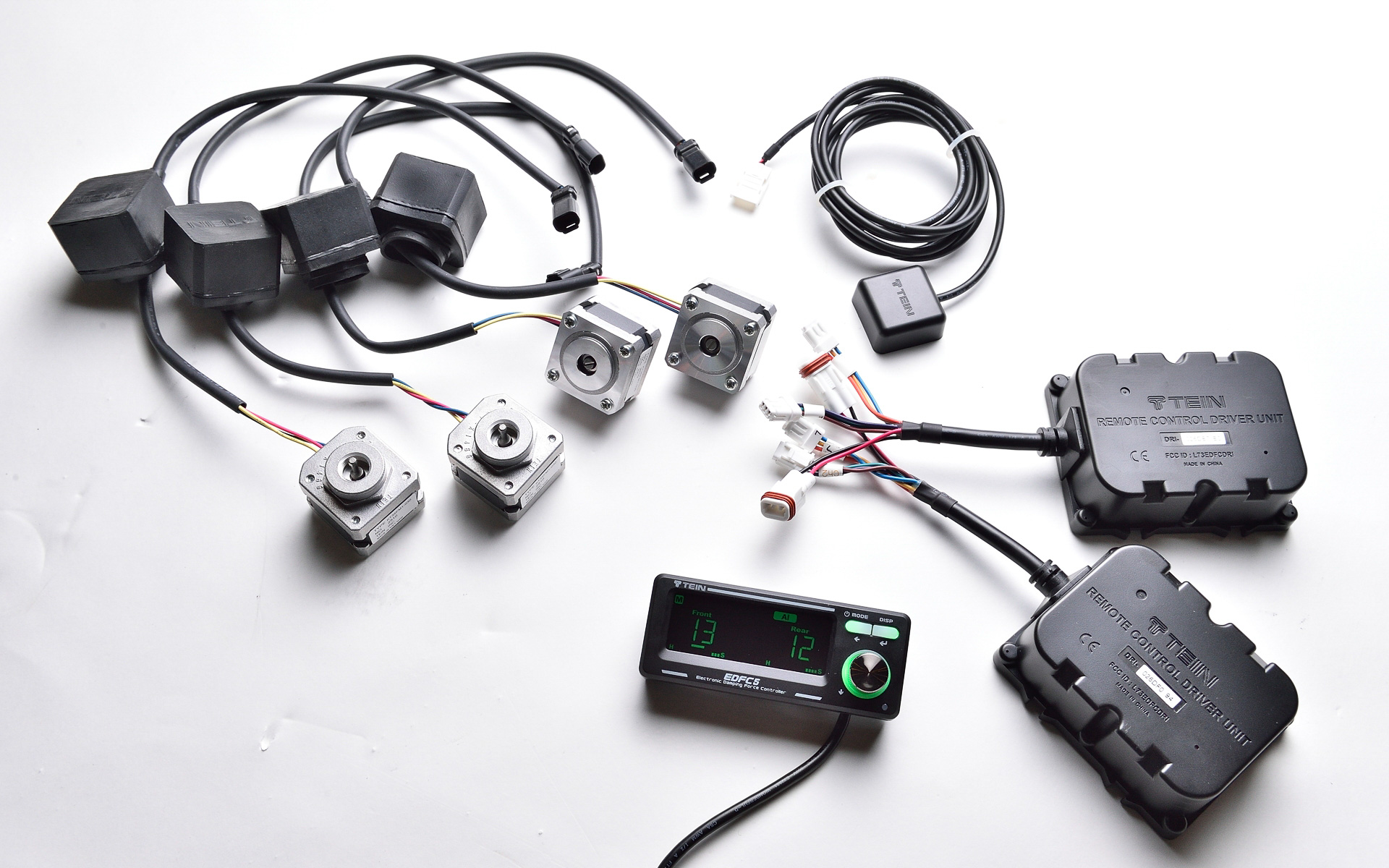 2023年1月発売予定の「EDFC5」。使用するにはテイン製サスペンションの装着が前提となる。GPSキットはオプション