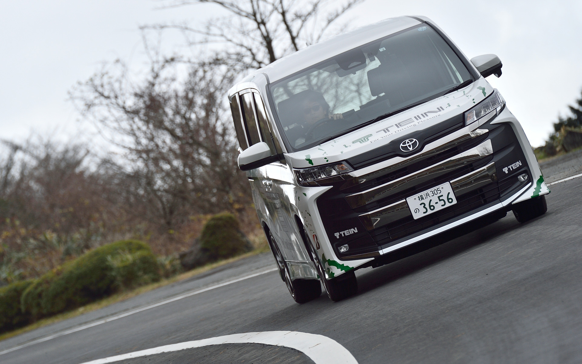 タイヤをインチアップしているが走りはいたってスムースで乗り心地もいい