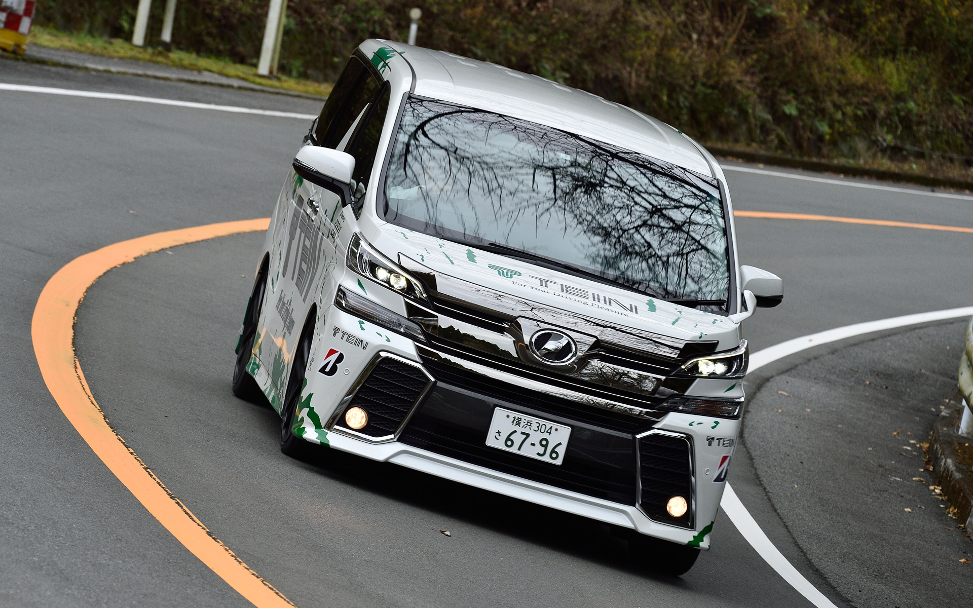 車重の重いヴェルファイアでも試乗したが、やはりスムースな走りで乗り心地もグッド