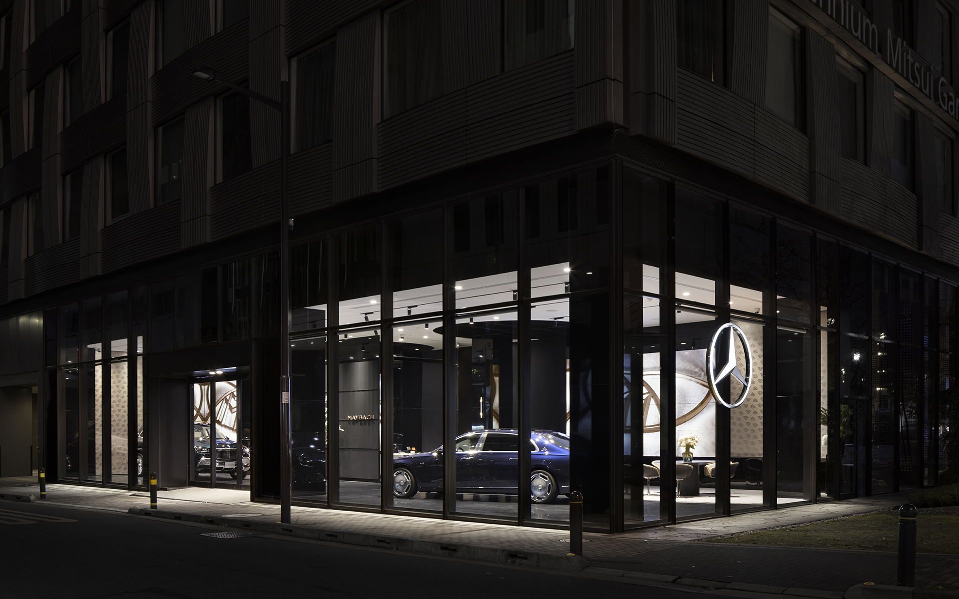 メルセデス・マイバッハの展示イメージ。メルセデス・マイバッハ、メルセデス AMG、Gクラスの同時展示はない