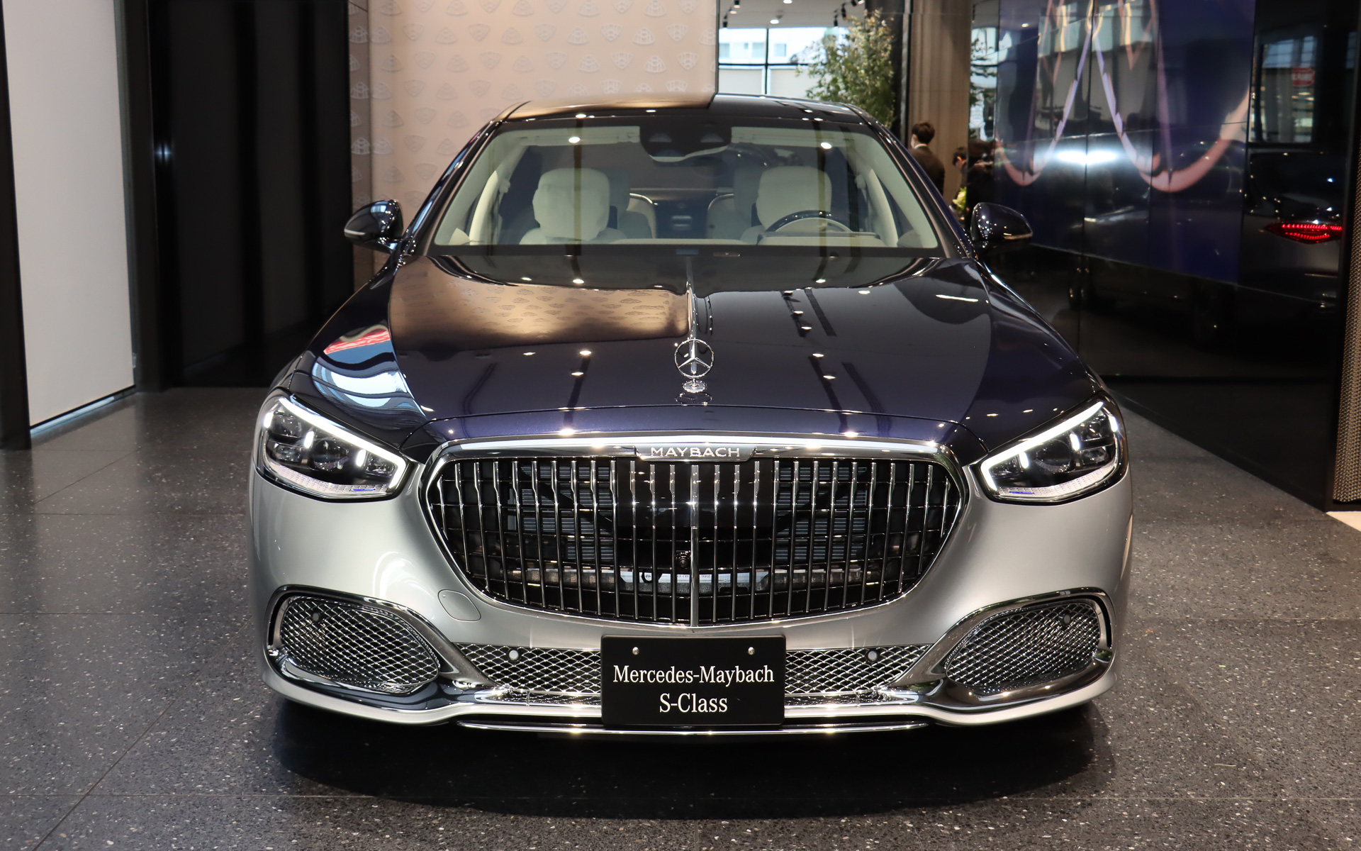 ボディサイズは5470×1920×1510mm（全長×全幅×全高）、ホイールベースは3395mm