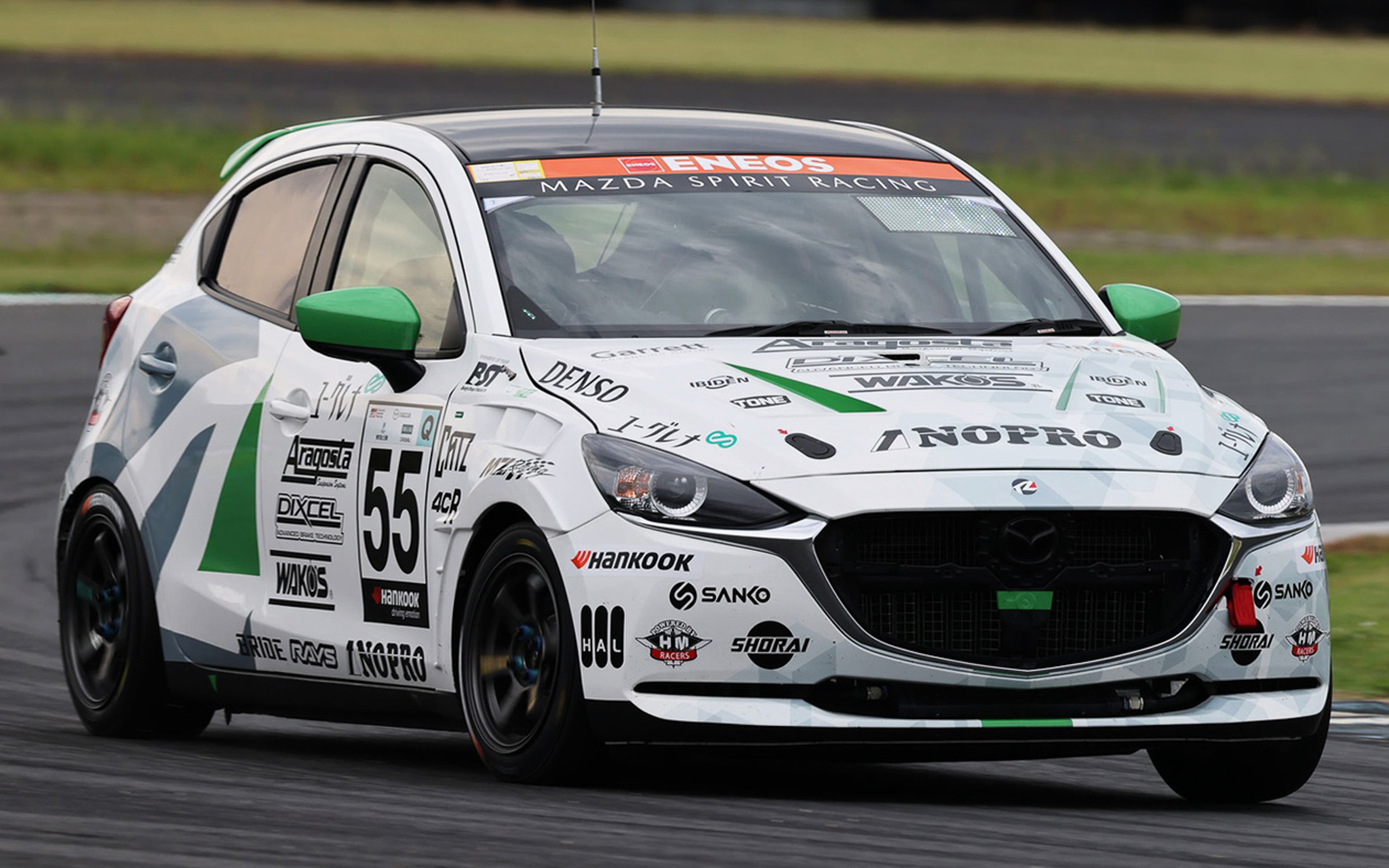 MAZDA SPIRIT RACING MAZDA2 Bio concept（参考出品車）