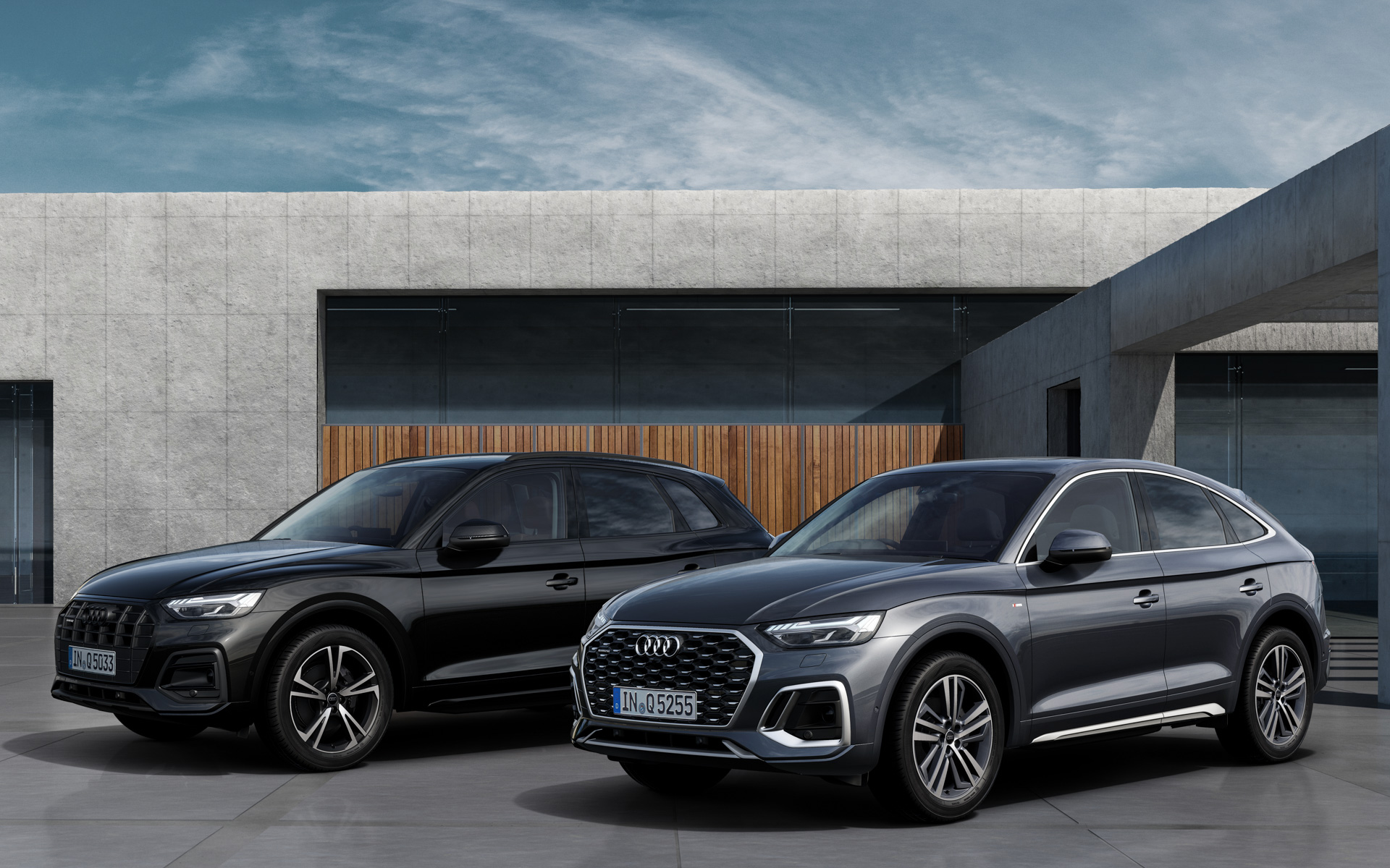 「Q5 high style」（左）「Q5 スポーツバック high style」（右）