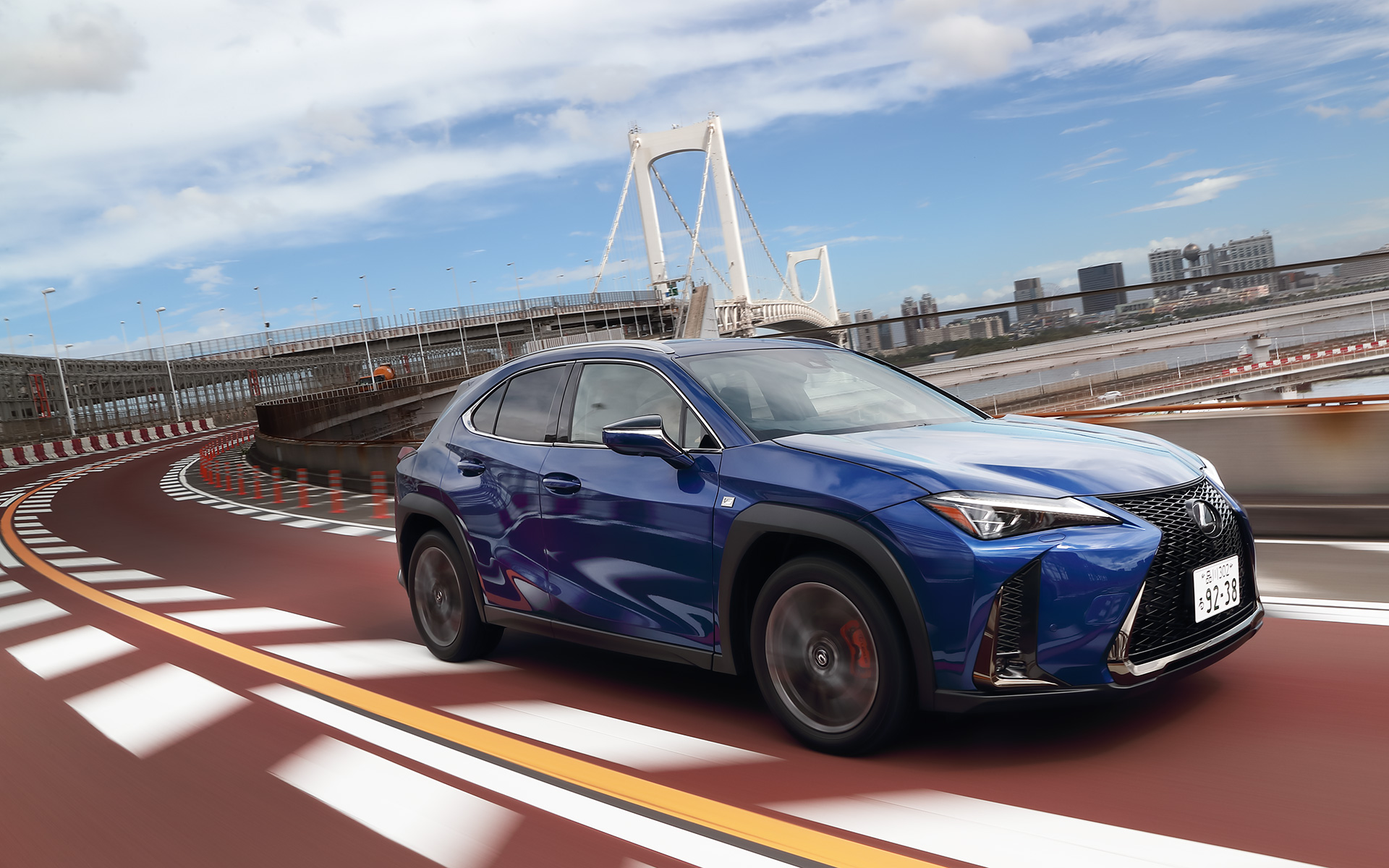 レクサス「UX F SPORT」