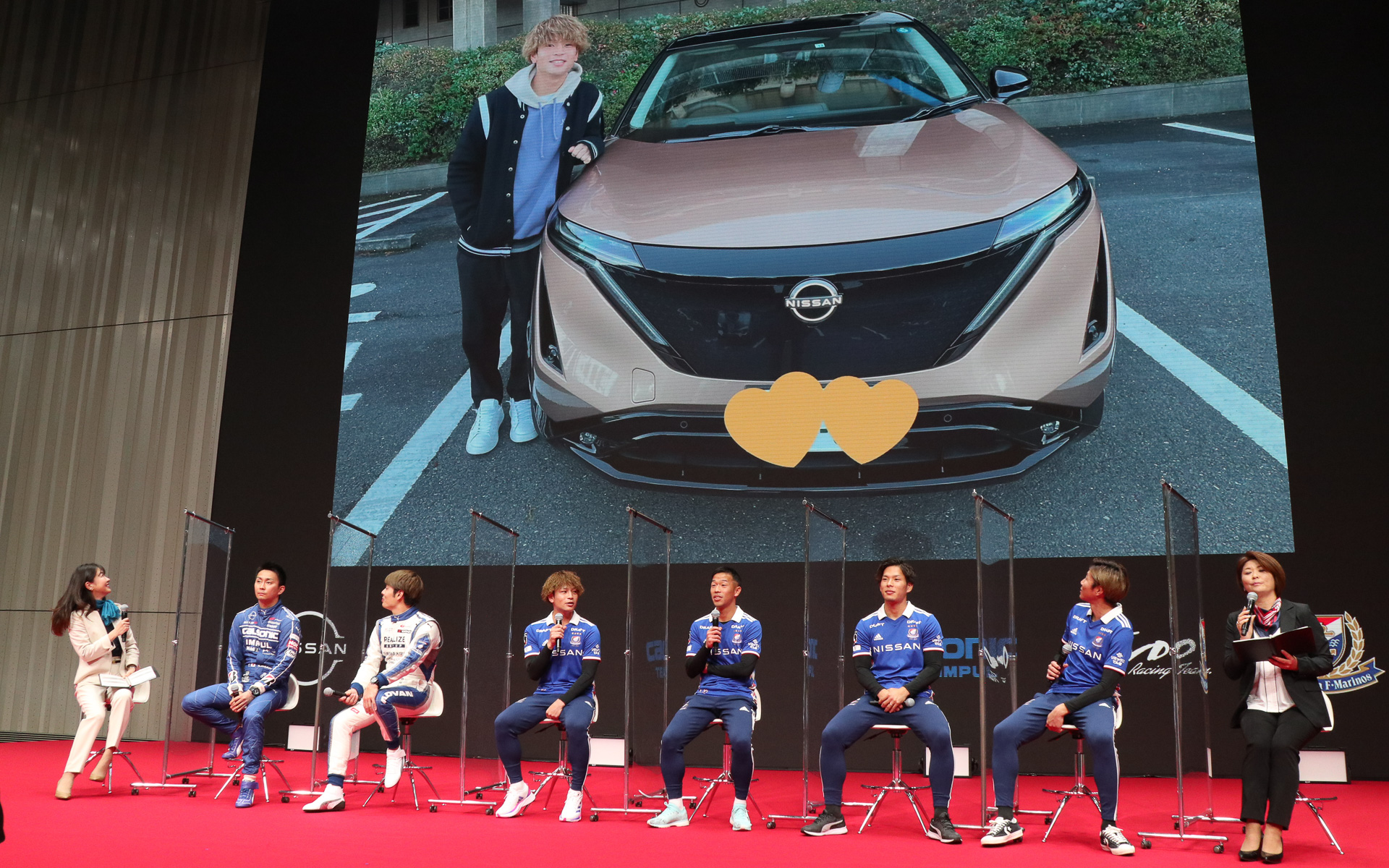 永戸選手と愛車の「アリア」